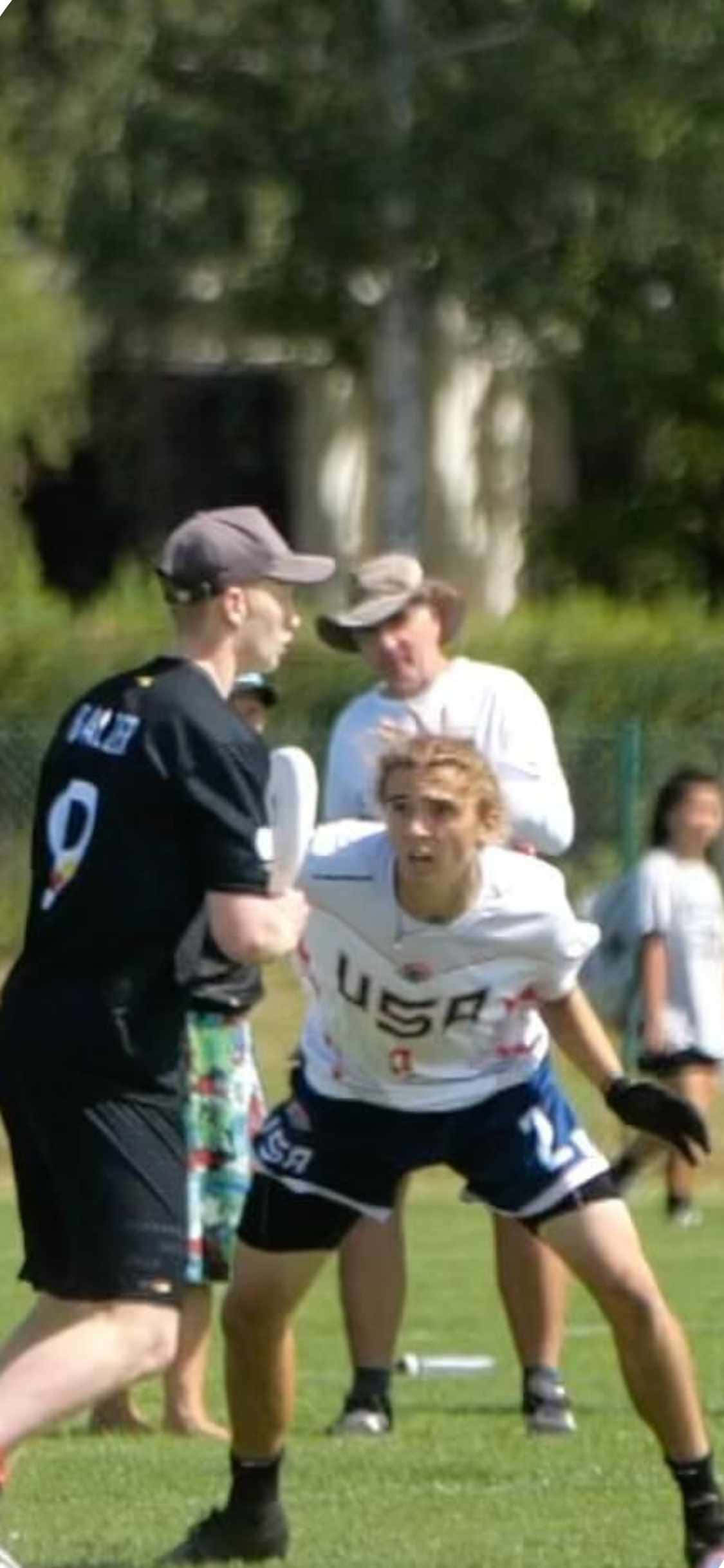 iPhone X Ultimate Frisbee Background Black White Wallpaper