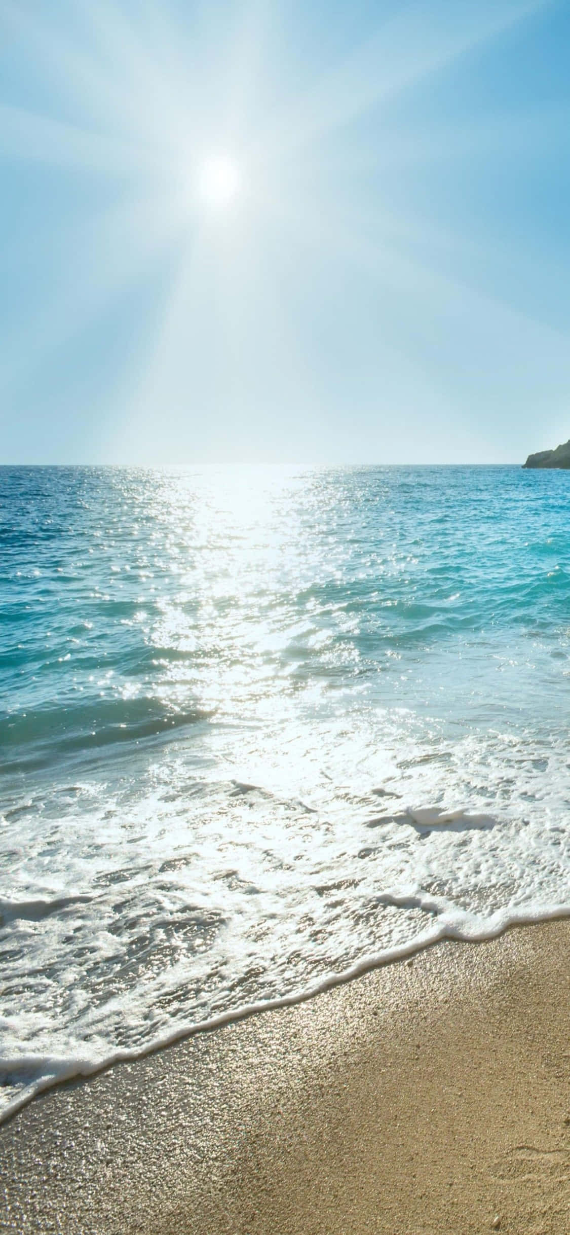 iPhone XS Beach Sun Glaring Background Wallpaper