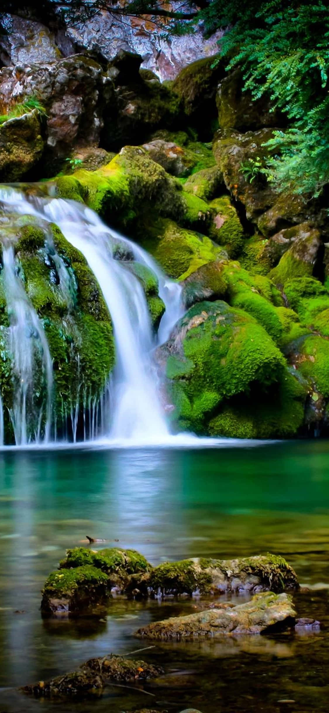 iPhone Xs Desktop Pc Waterfall Background Wallpaper
