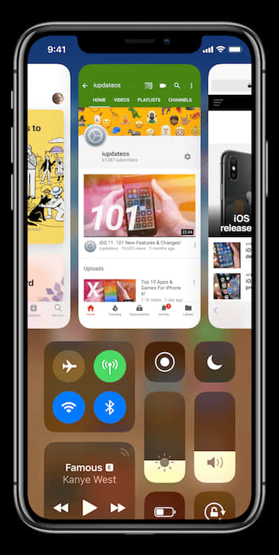 iPhone12 na nagpapakita ng YouTube app Wallpaper