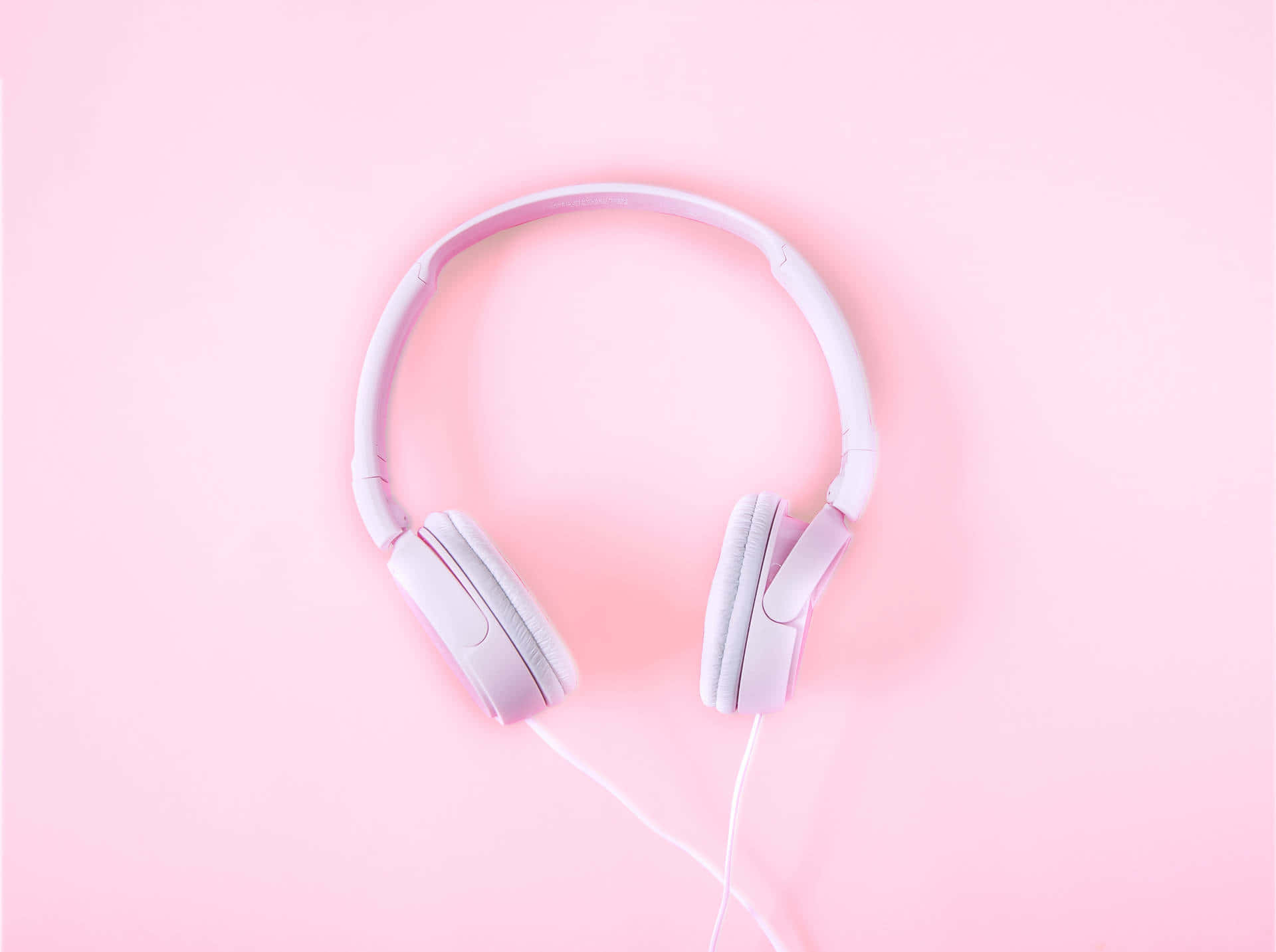 Isang maliwanag at masayang pink na background Wallpaper