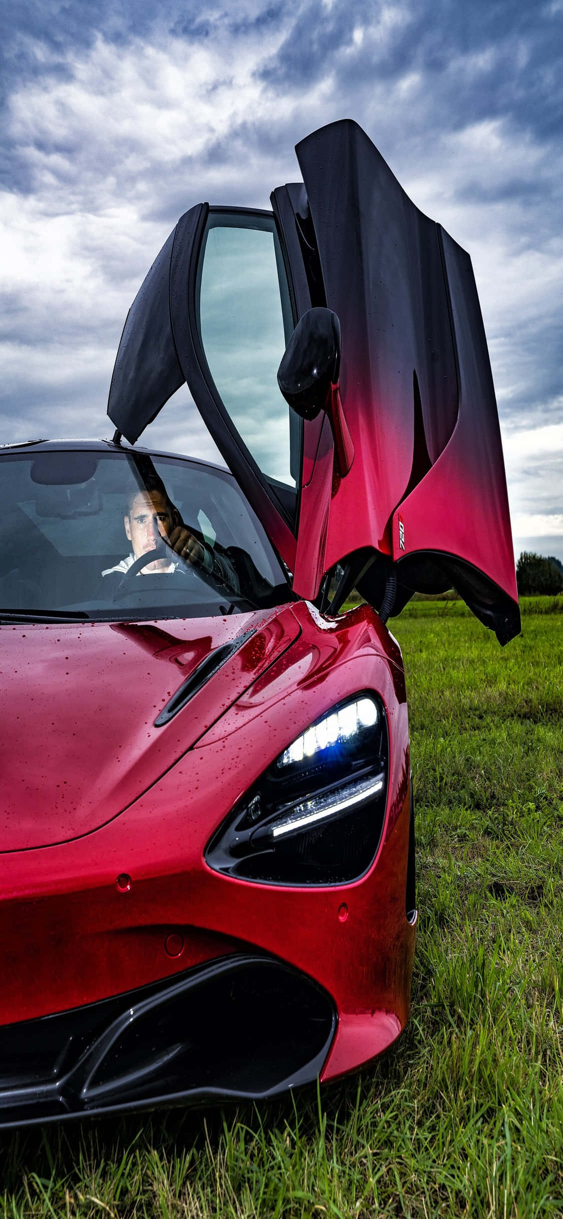 It's a Match! Ang iPhone X at Mclaren 720s. Wallpaper
