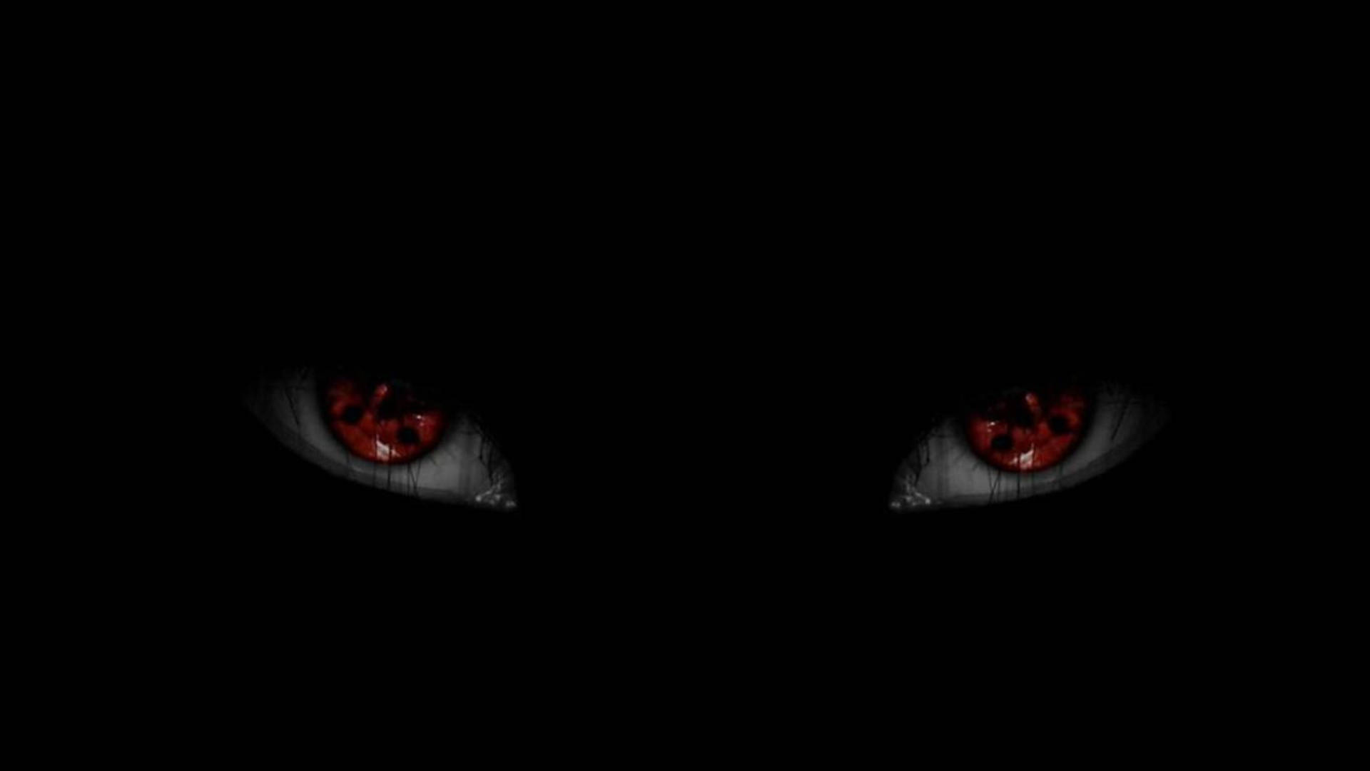 Itim na Anime Sharingan Eyes Wallpaper