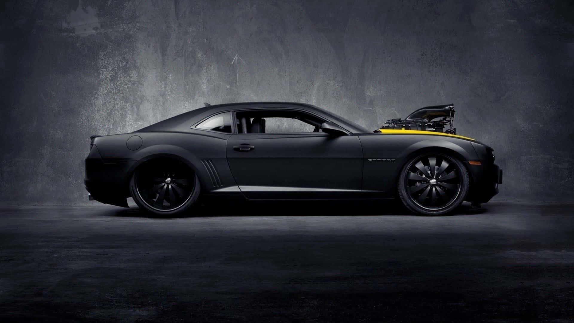 Itim na Kotse 4K Chevrolet Camaro Wallpaper