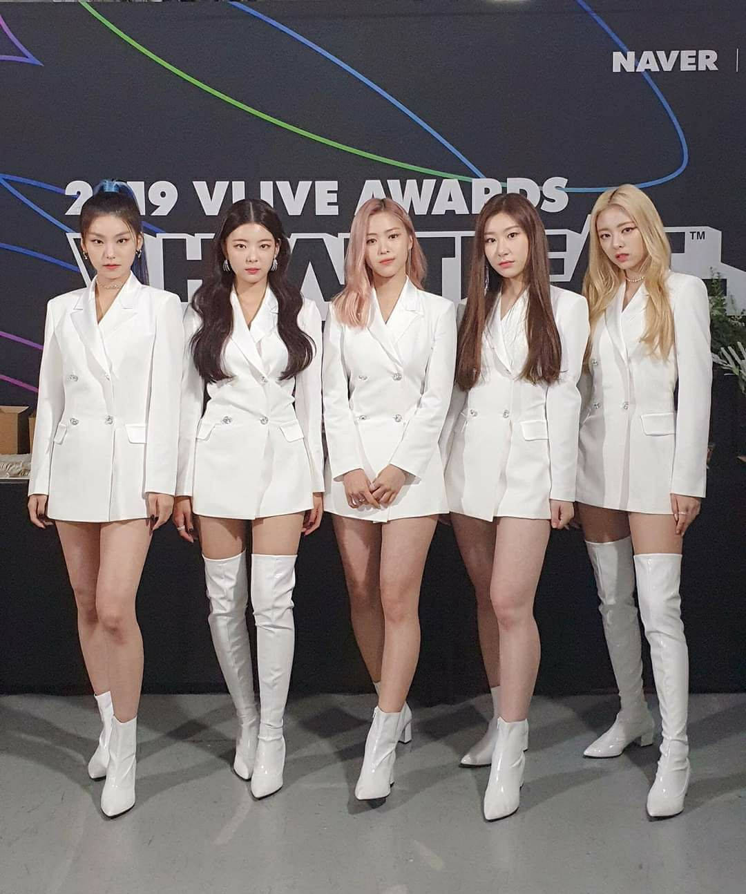 ITZY Vlive Awards 2019 Wallpaper