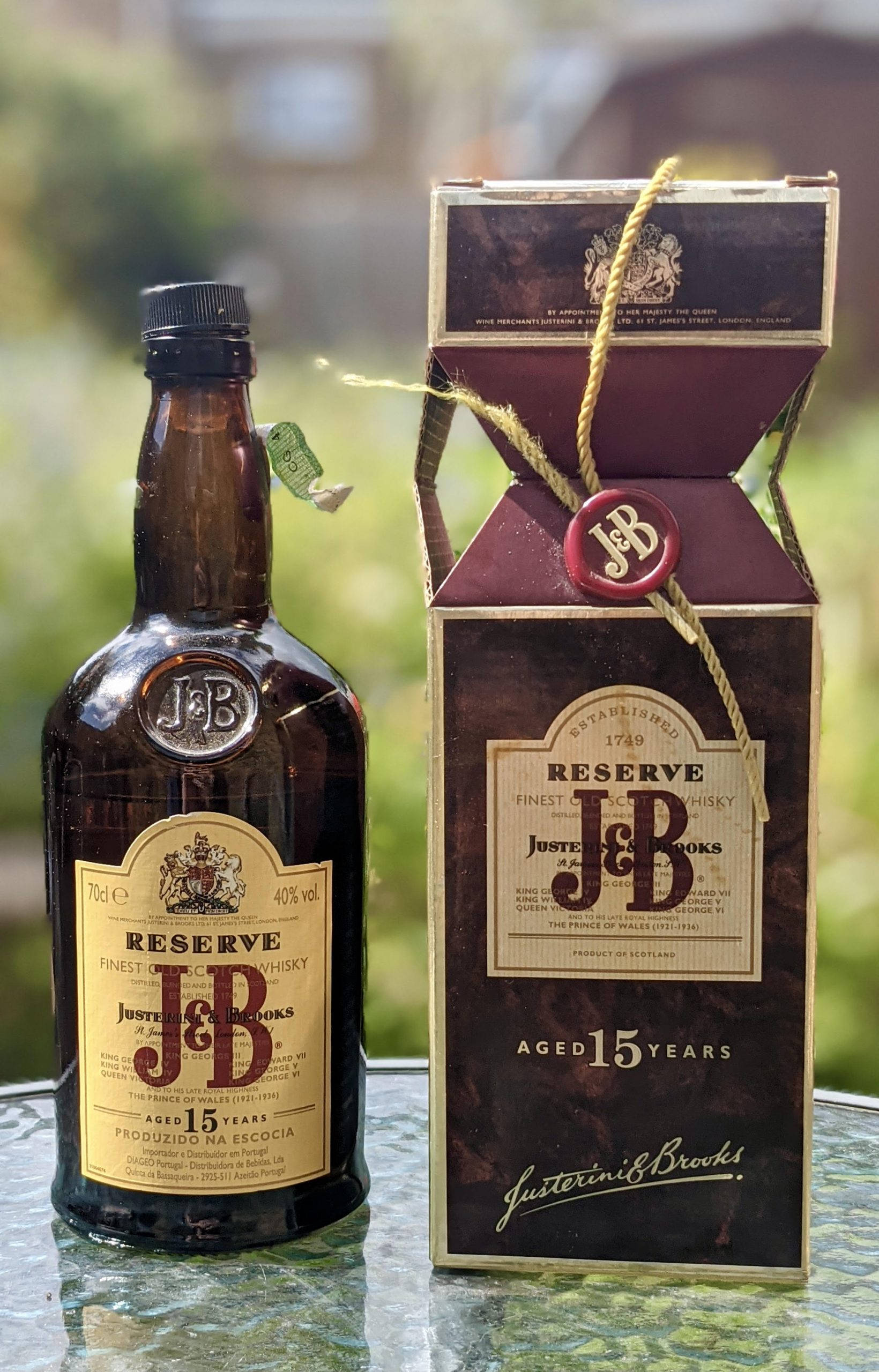 J&B Reserve Edad 15 Taon Wallpaper