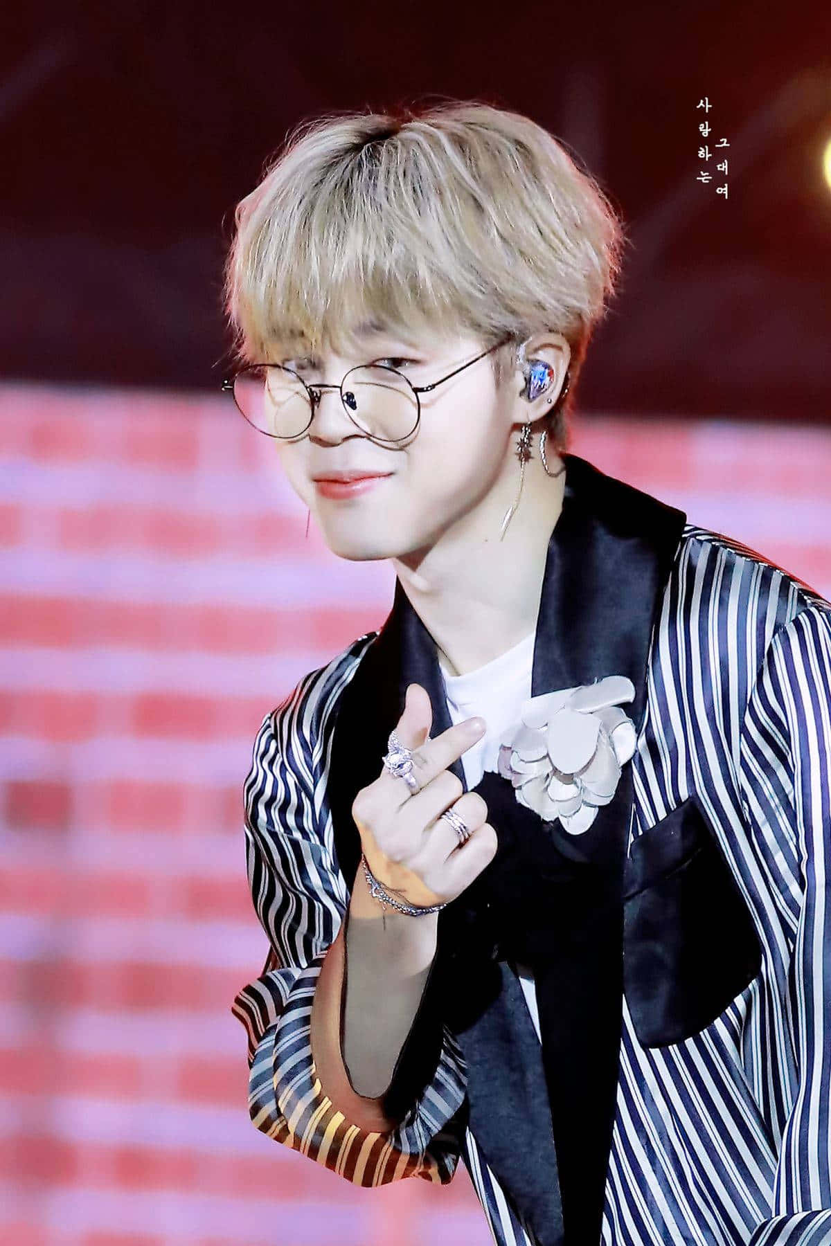 Jimin BTS Finger Heart Wallpaper