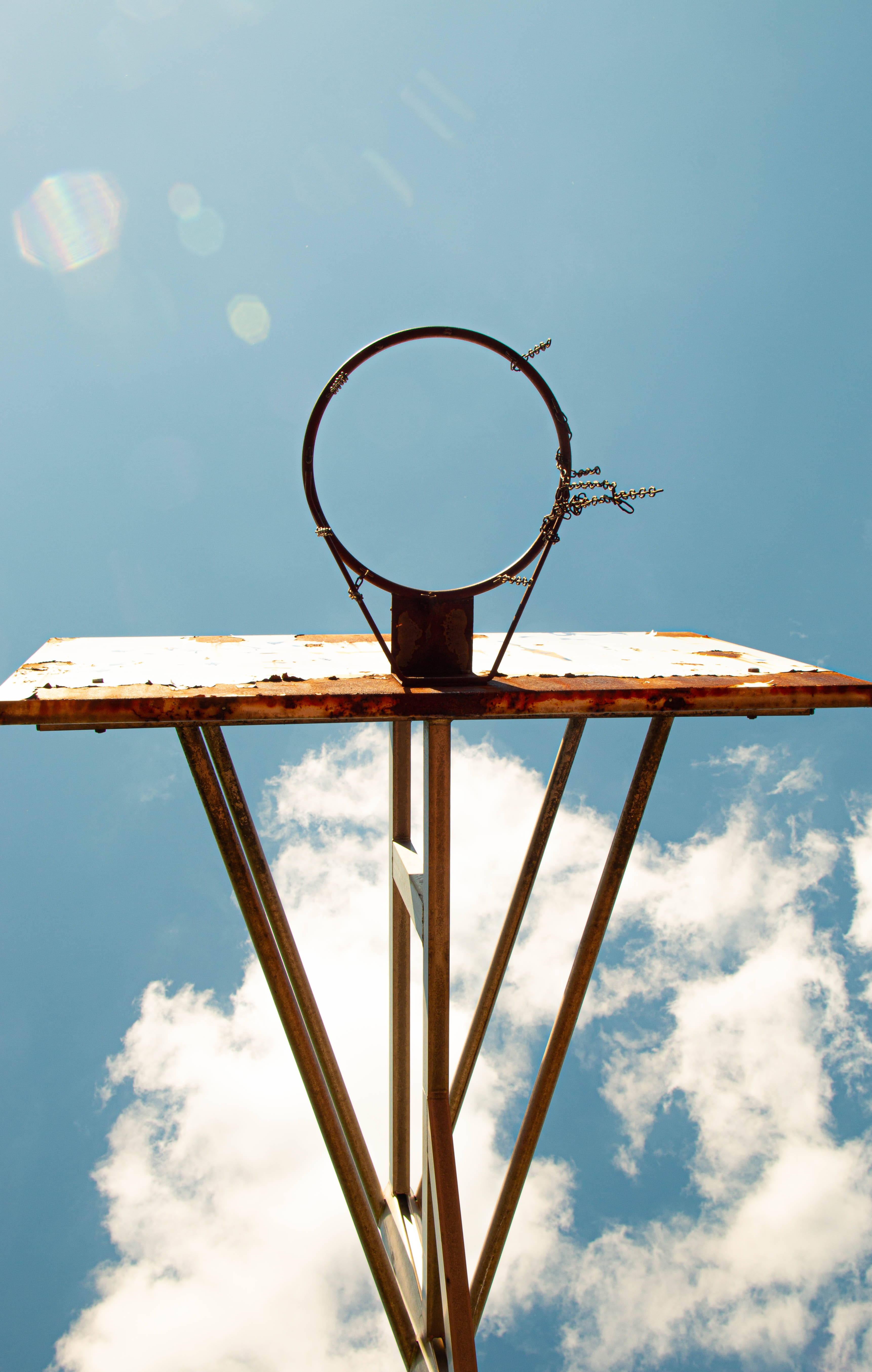 Kalawing Basketball Hoop sa Langit Wallpaper