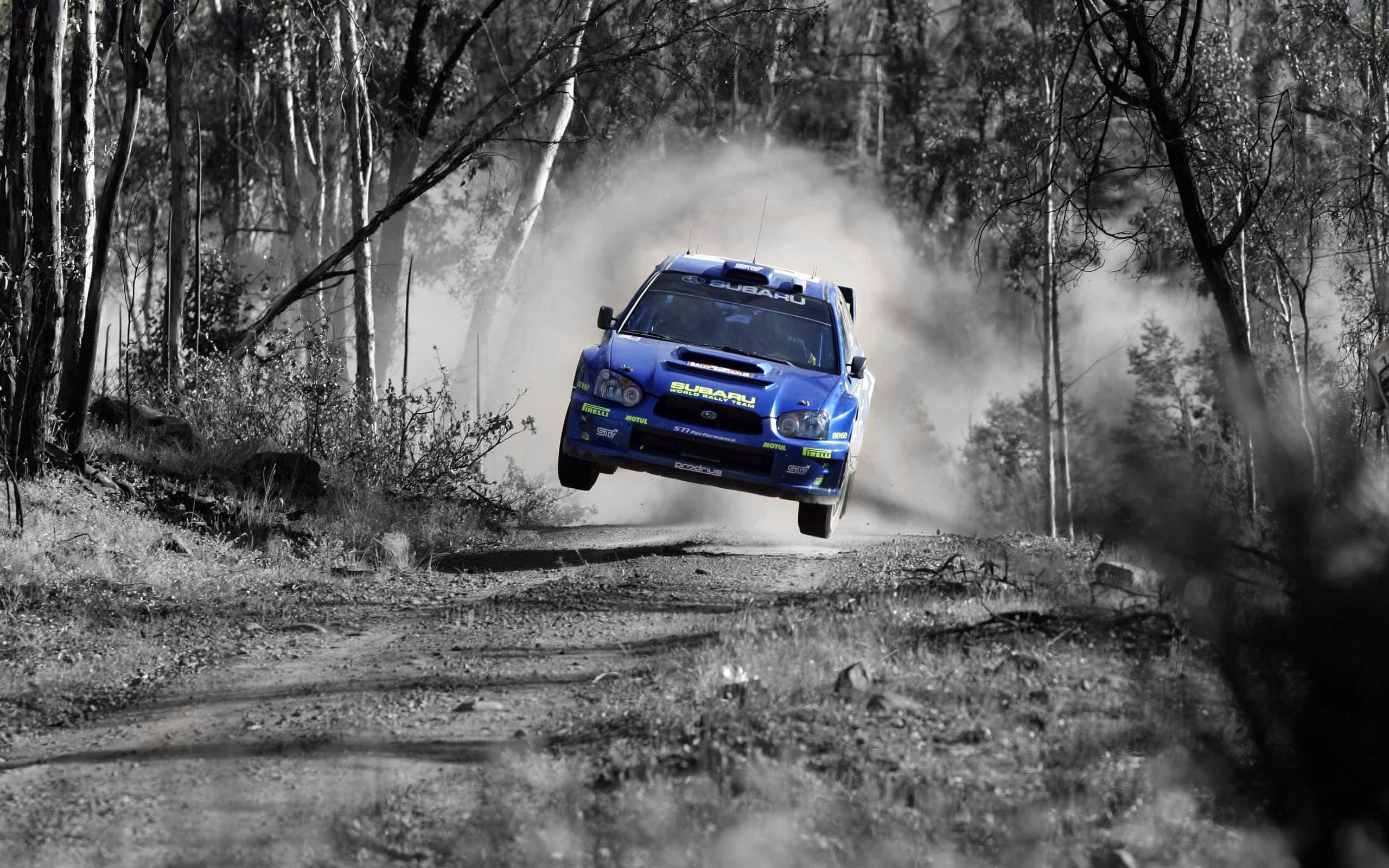 Kapana-panang Ice Racing Aksyon sa Isang Nagyelong Lawa Wallpaper