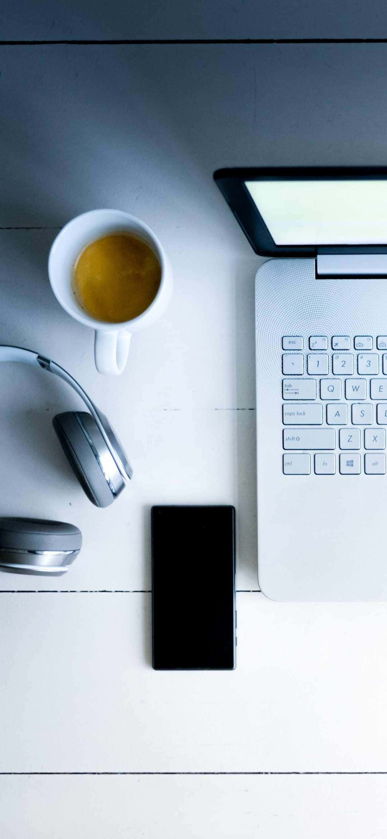 Panatiling mataas ang produktibidad gamit ang pinakabagong iPhone Xs Max Office. Wallpaper