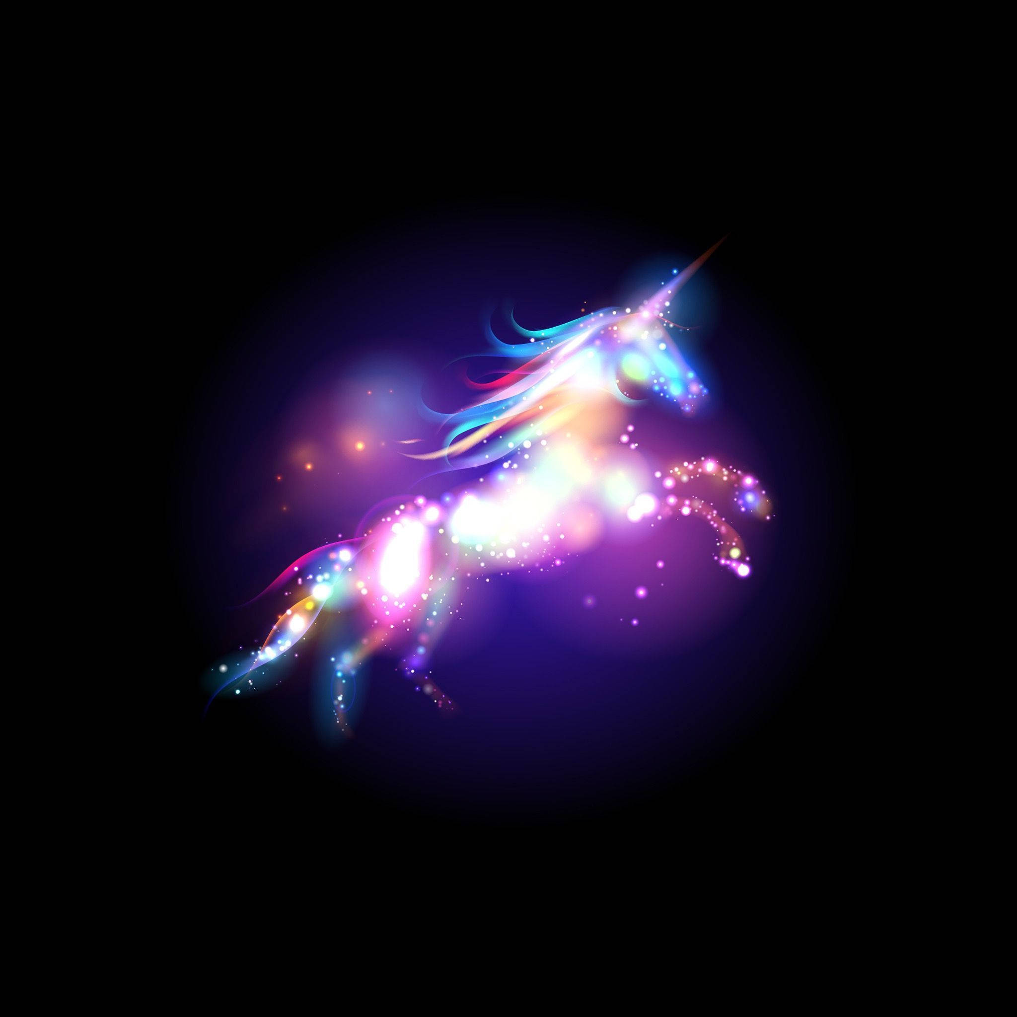 Kislap at Lumuluksong Unicorn Wallpaper