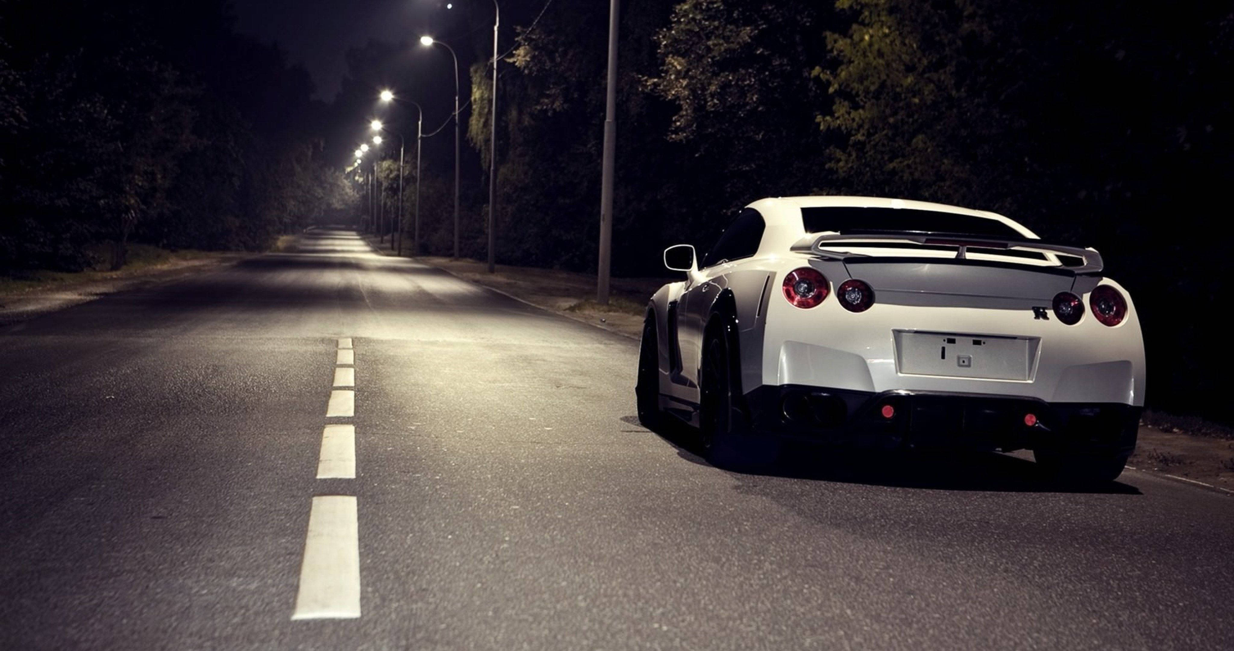 Kotse 4K White Nissan GTR Wallpaper