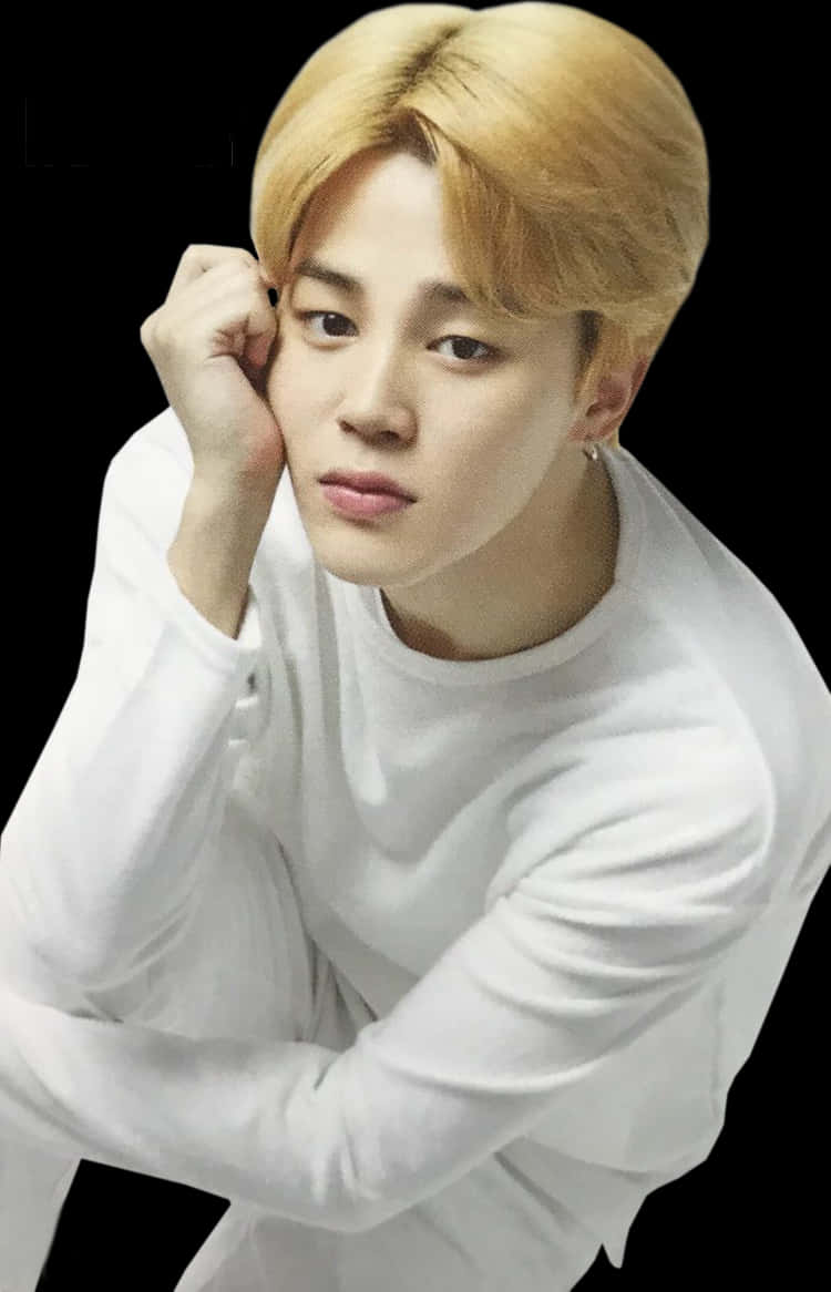 Lalaking Blonde ang Buhok na Naka-White na Shirt Wallpaper