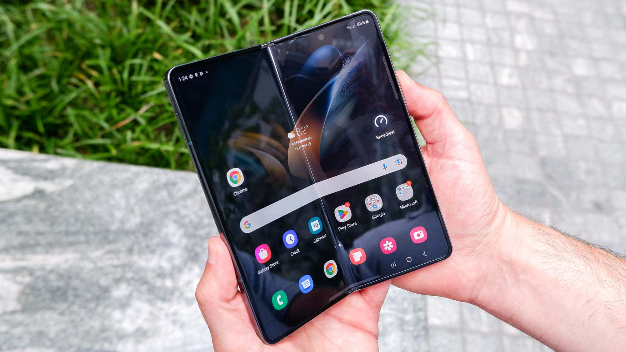 Larawan ng Samsung Galaxy Z Fold 4 Wallpaper