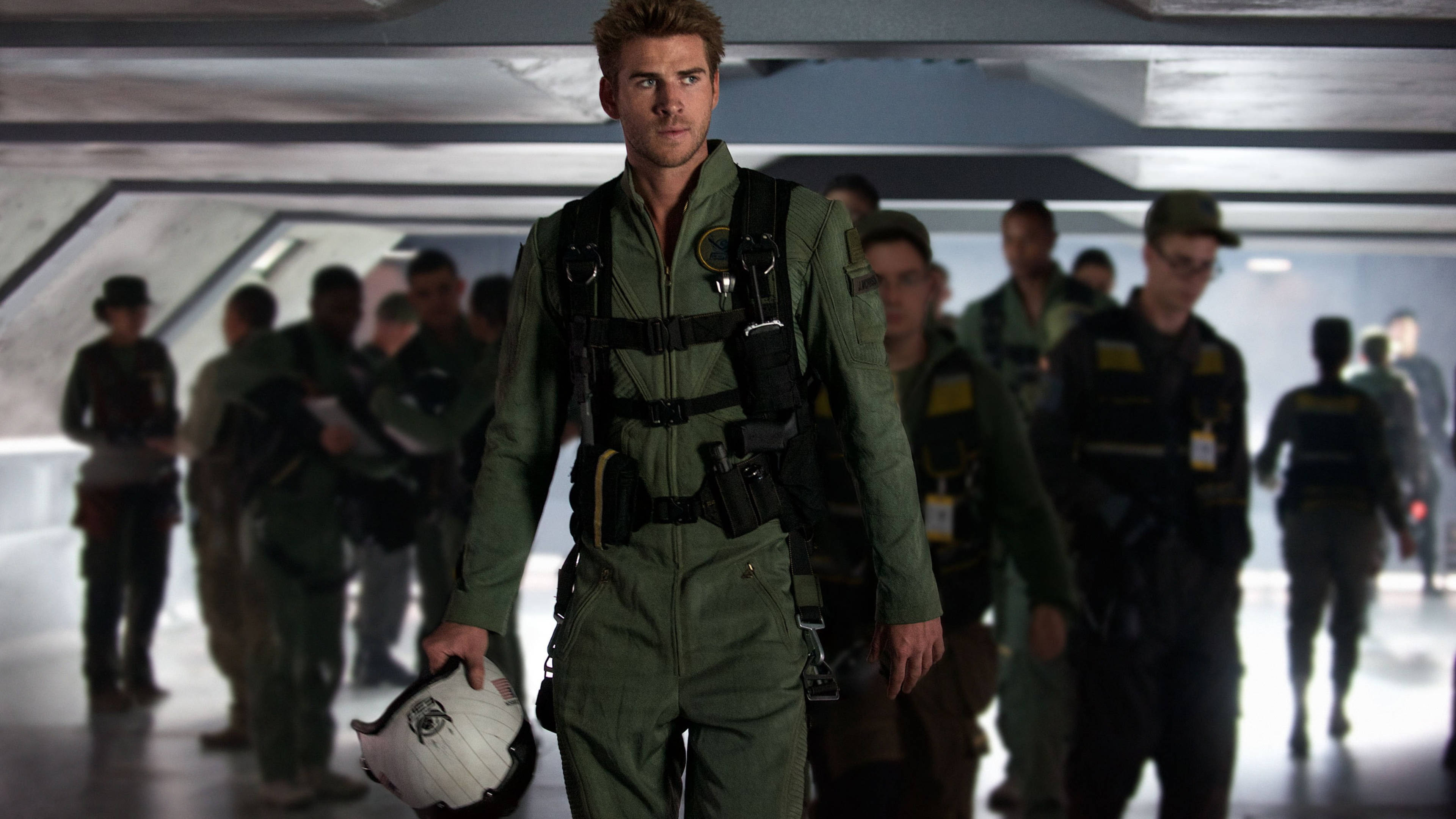 Liam Hemsworth Independence Day Wallpaper