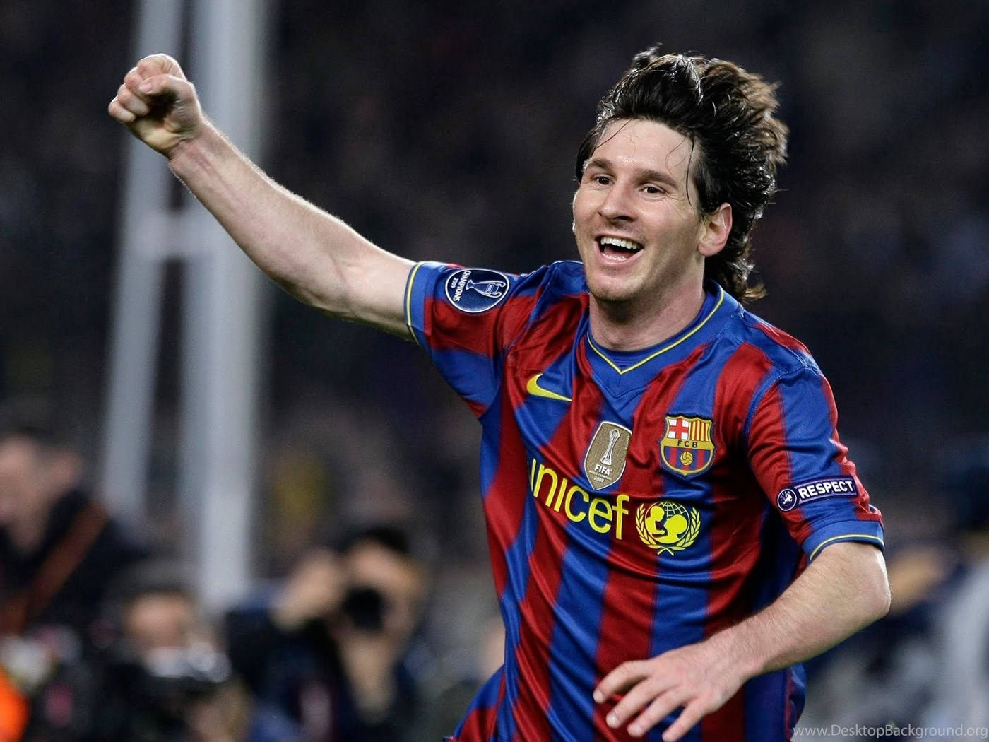 Lionel Messi ginagamit ang kanyang star power para sa UNICEF Wallpaper