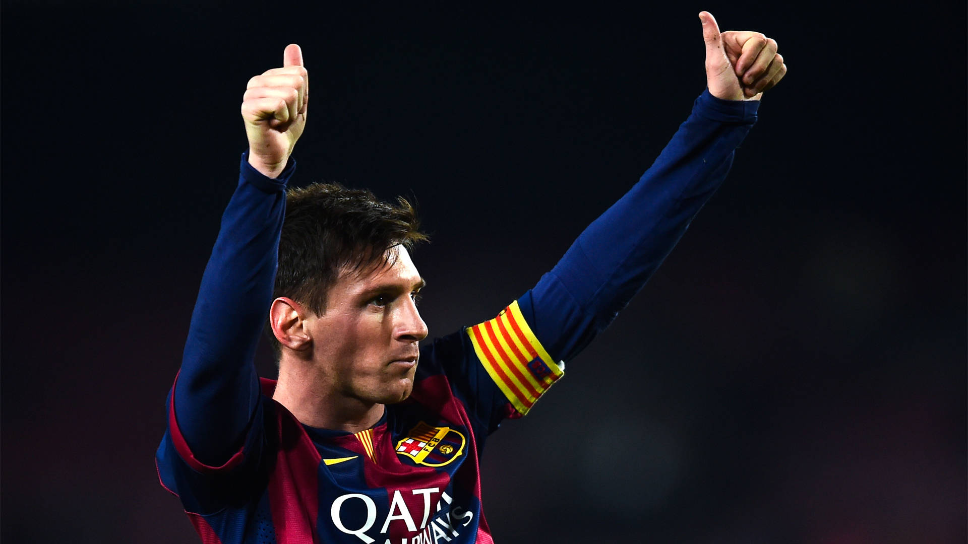 Lionel Messi na Nag-thumbs Up Wallpaper