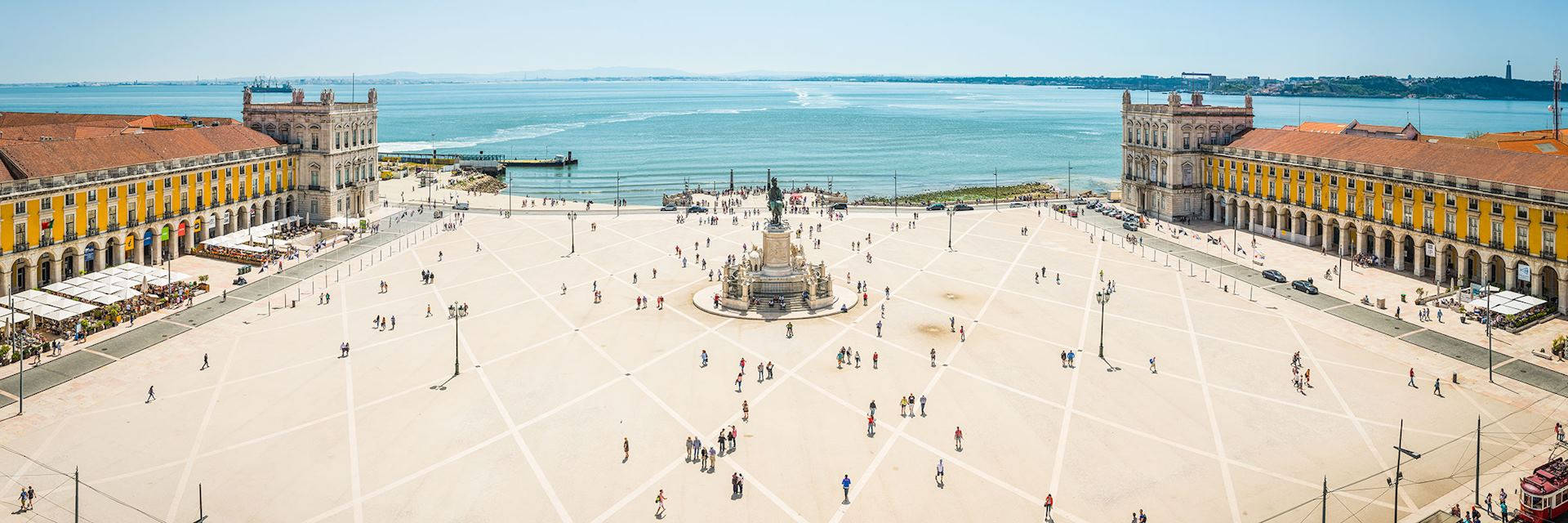 Lisbon na Nakaharap sa Karagatan Wallpaper