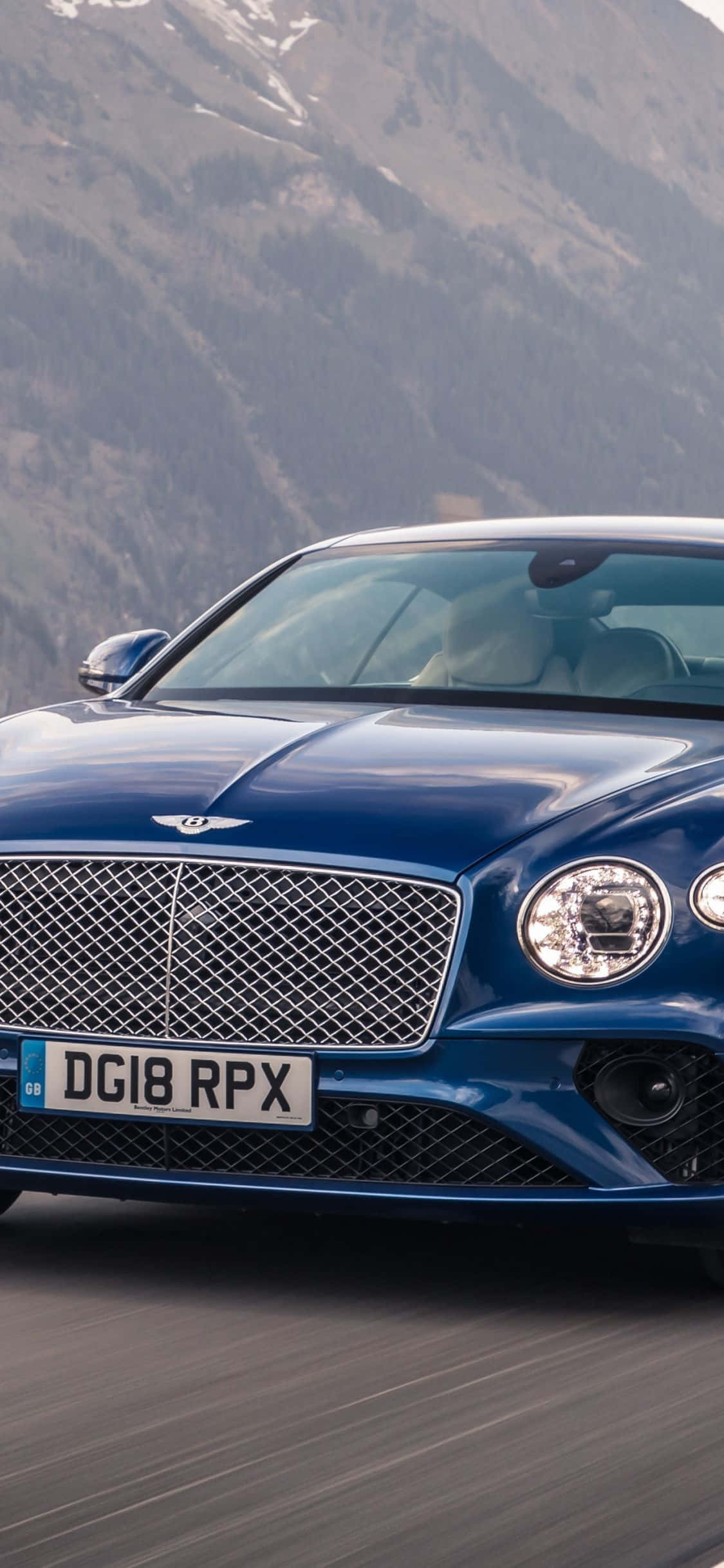 Luho na Pinino: Bentley-Inspired iPhone Wallpaper