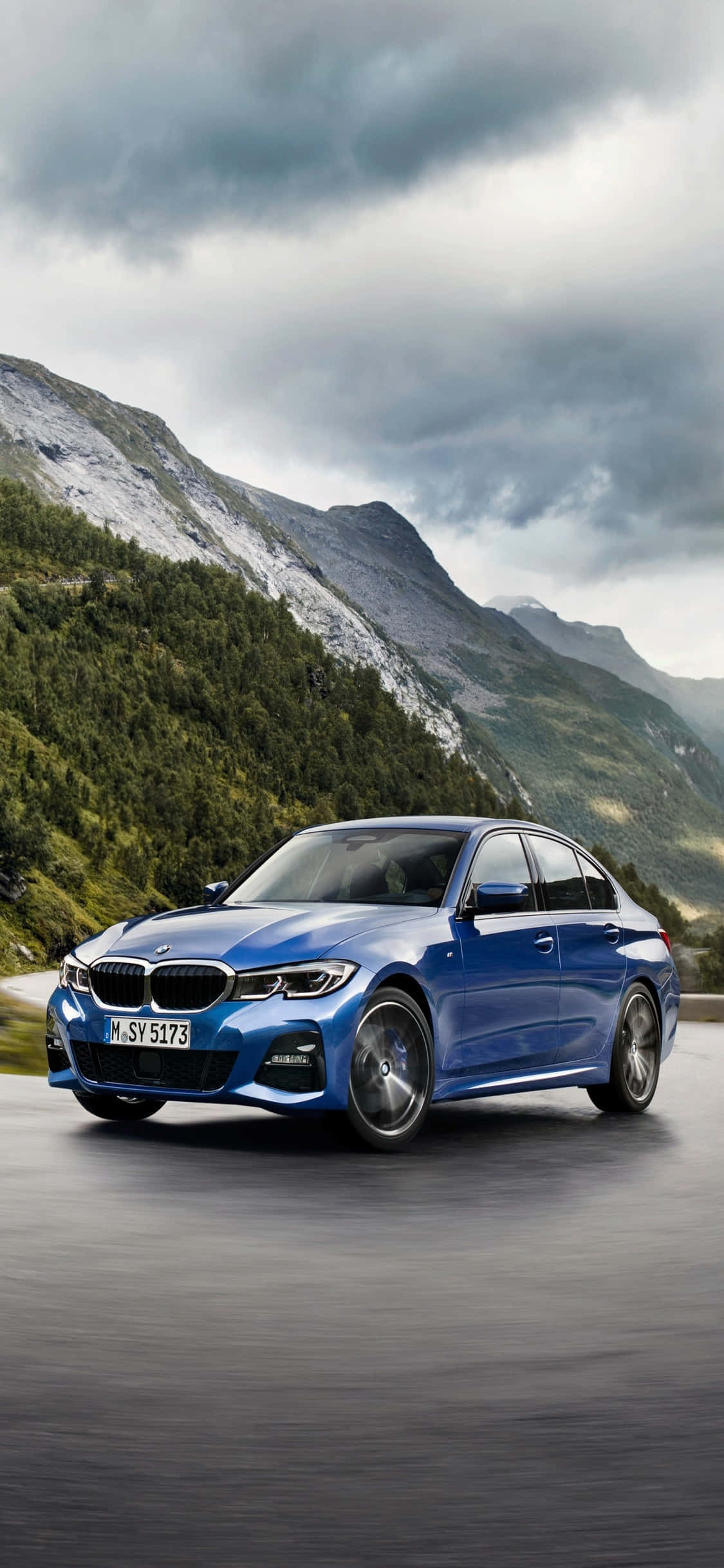Luho ng BMW sa iyong palad Wallpaper