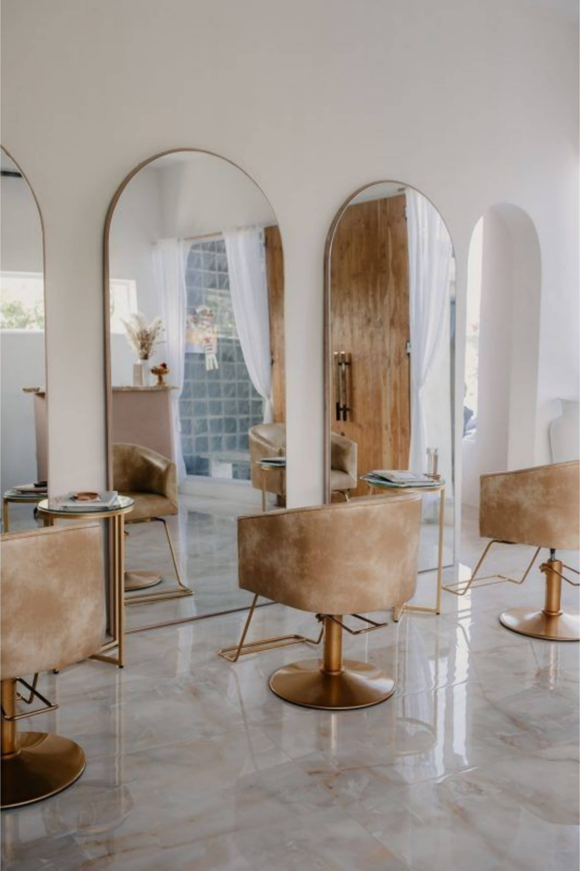 Maaliwalas na Bali Hair Salon Suite Wallpaper