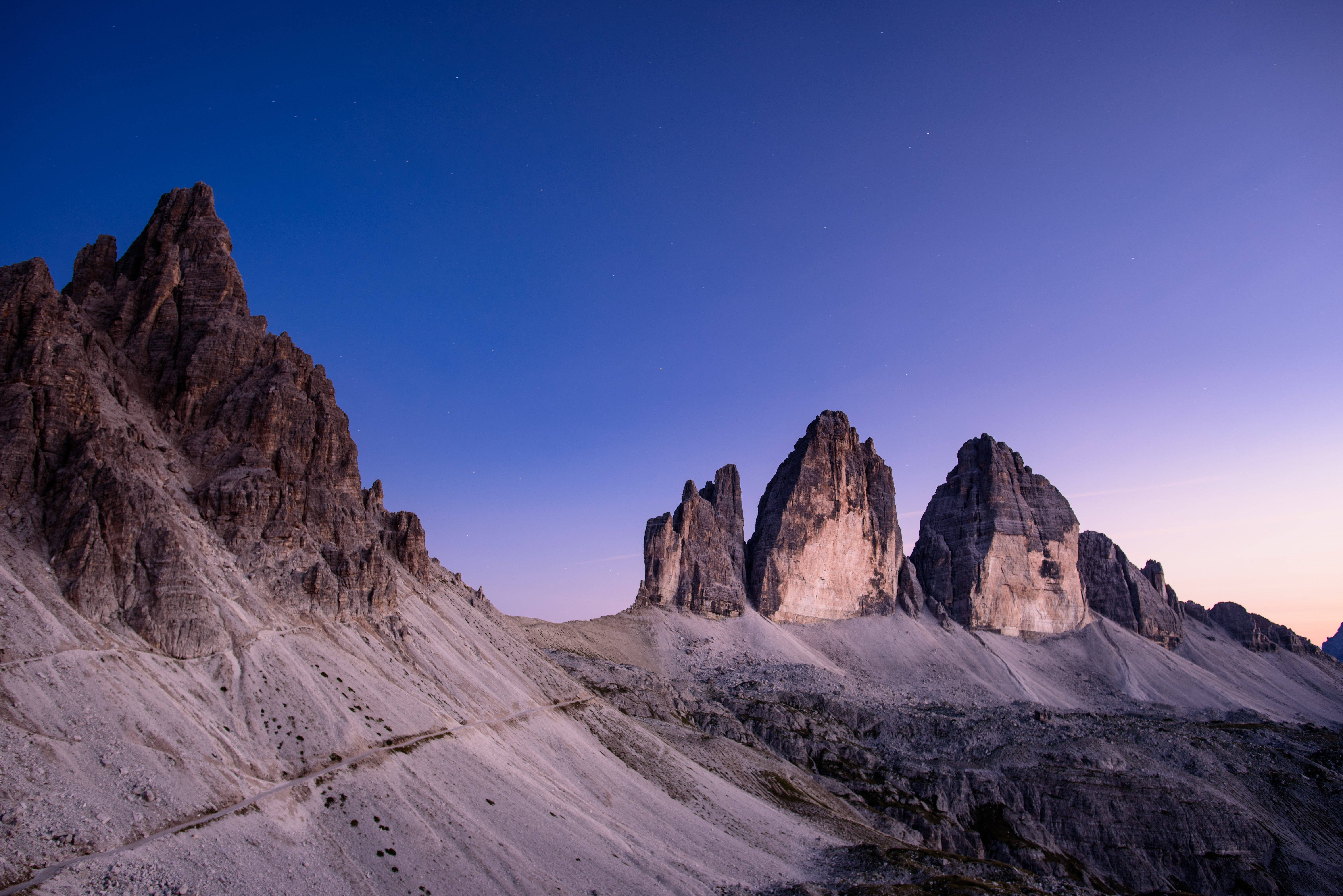 Maaliwalas na Langit Dolomites Wallpaper