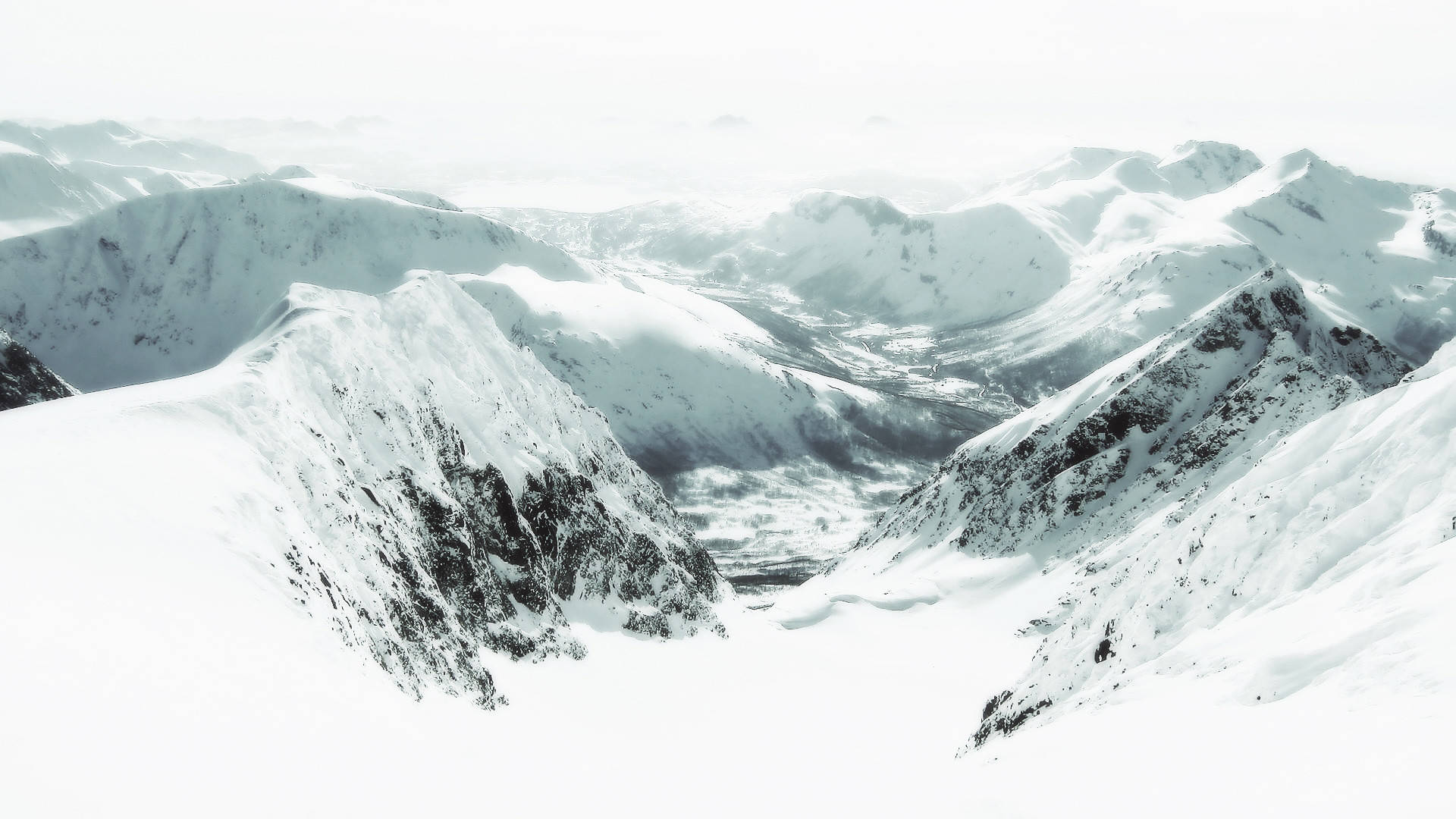 MacBook Air Mountains Wallpaper