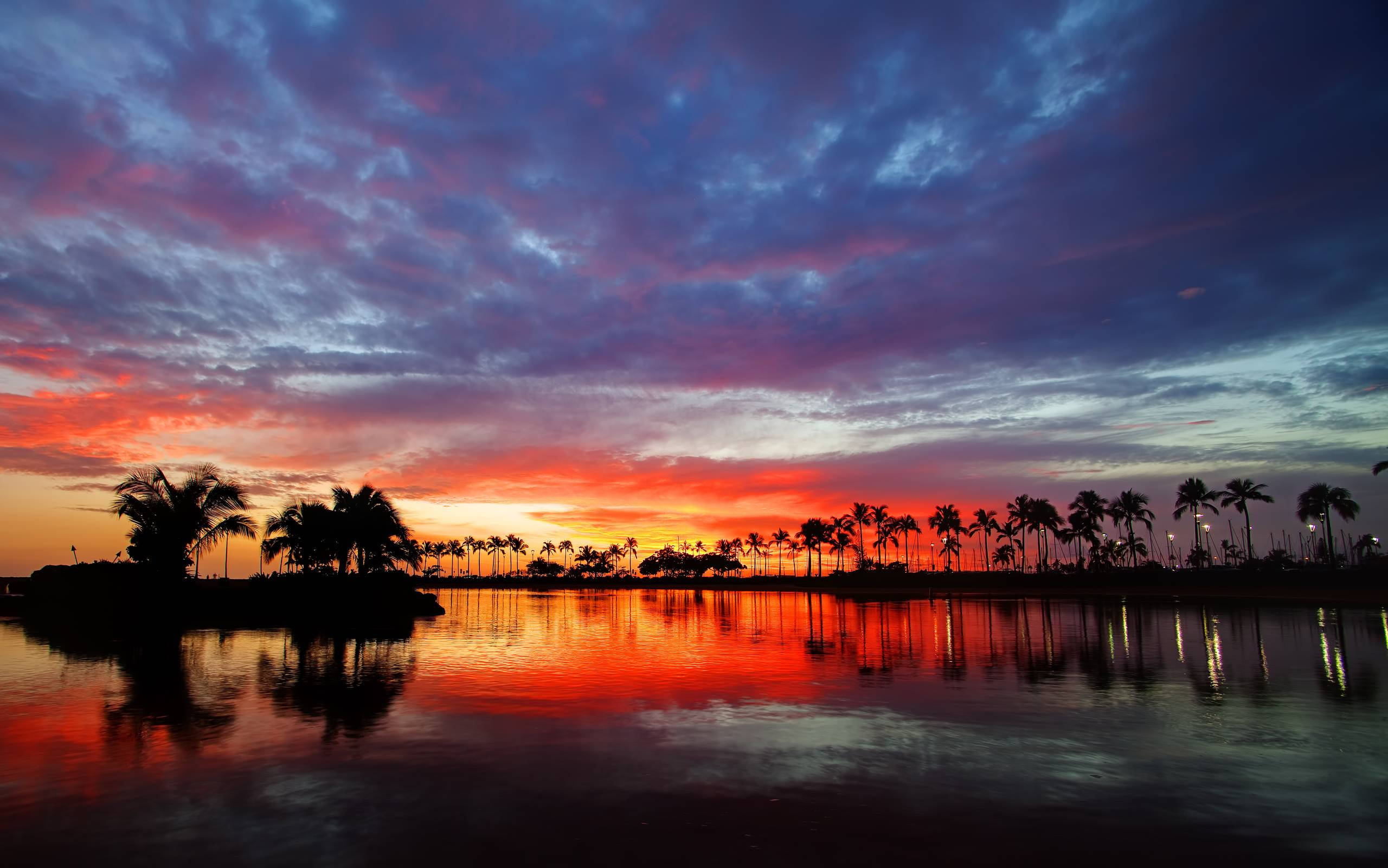 Magandang Paglubog ng Araw sa Isla ng Hawaii Wallpaper