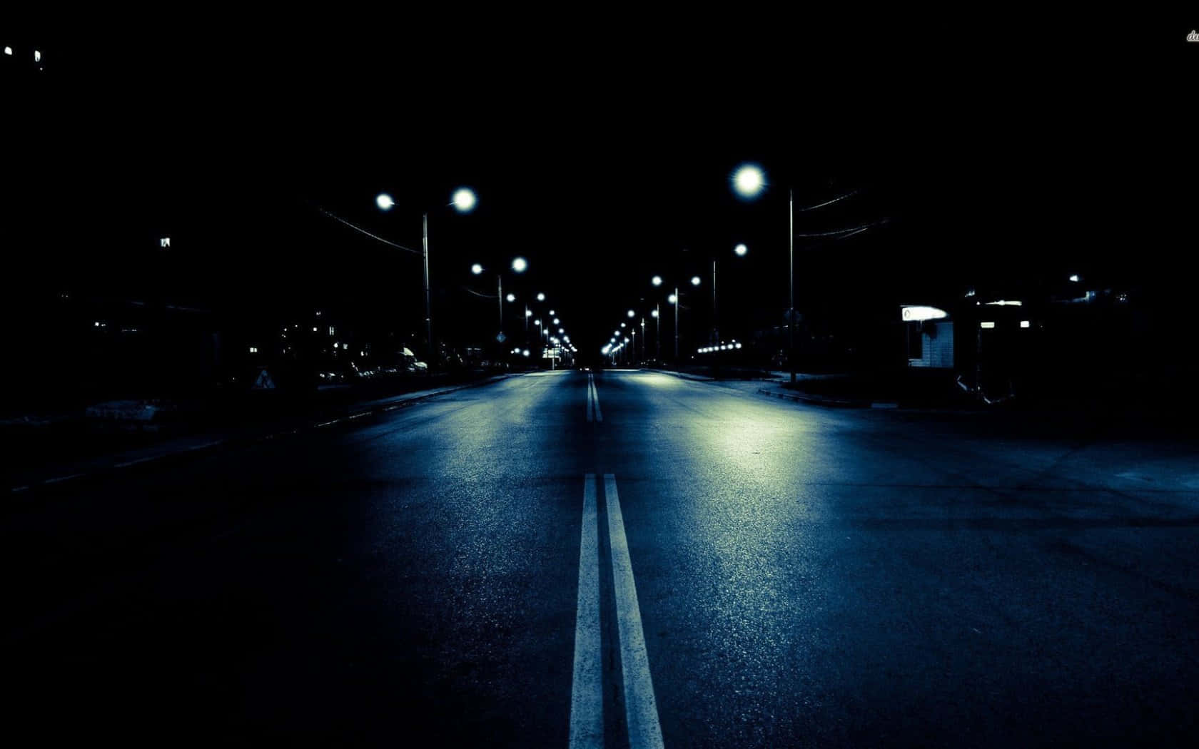 Magandang skyline ng Dark City. Wallpaper