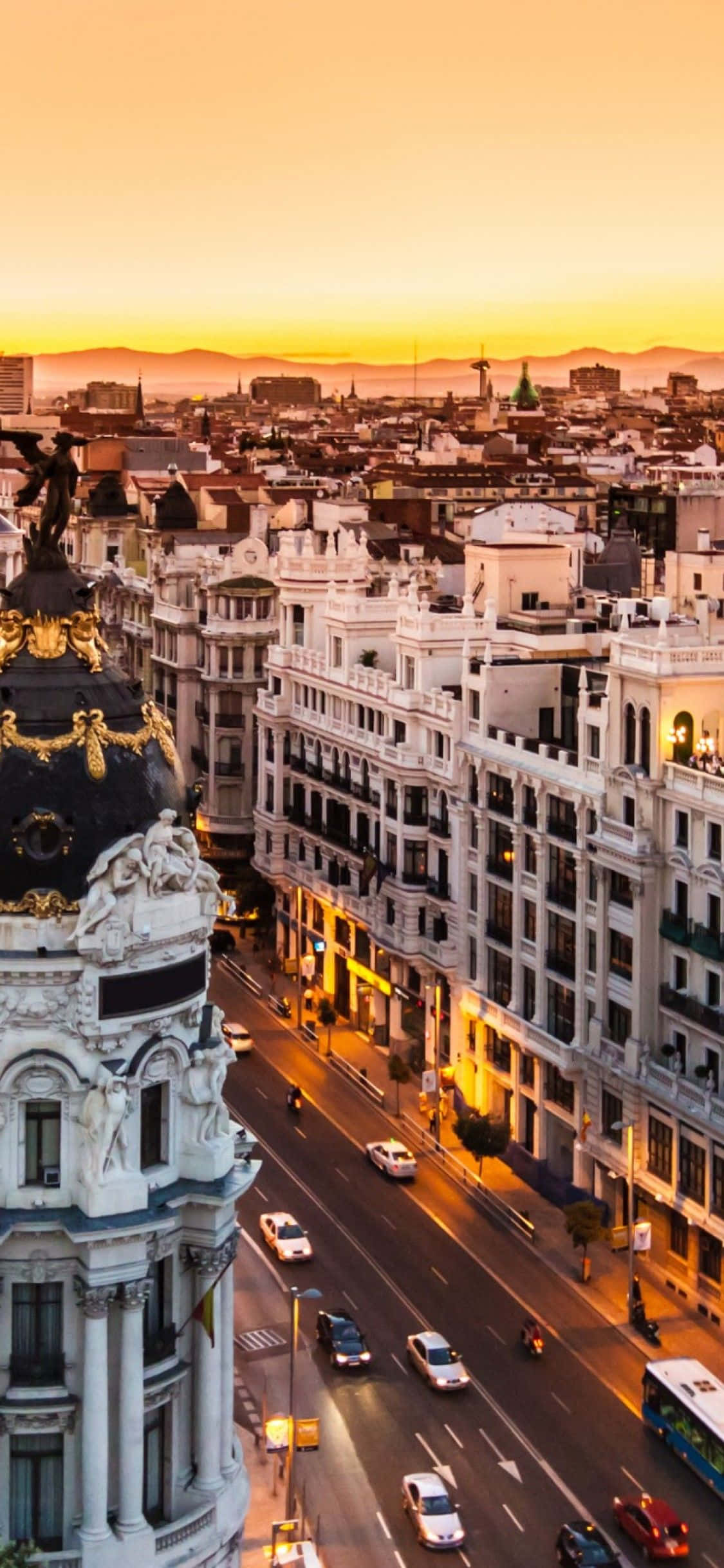 Magandang tanawin ng kalye sa Barcelona, Espanya Wallpaper