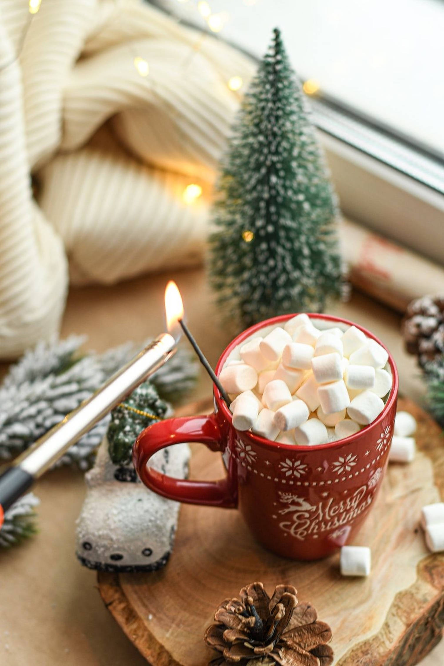 Mainit na Inumin na may Marshmallow para sa Pasko Wallpaper