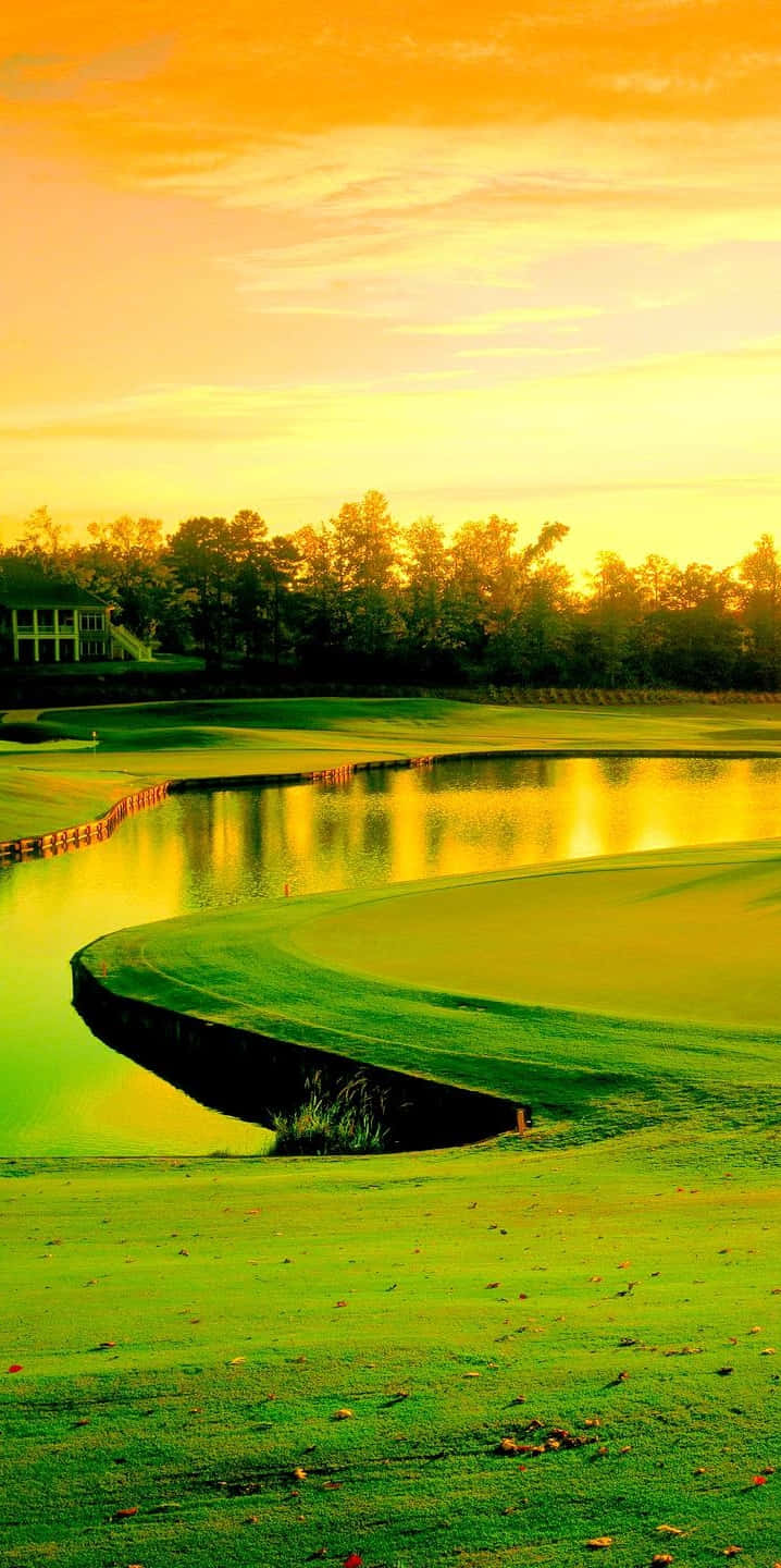 Mainit na Paglubog ng Araw na Pixel 3 Background ng Golf Course Wallpaper