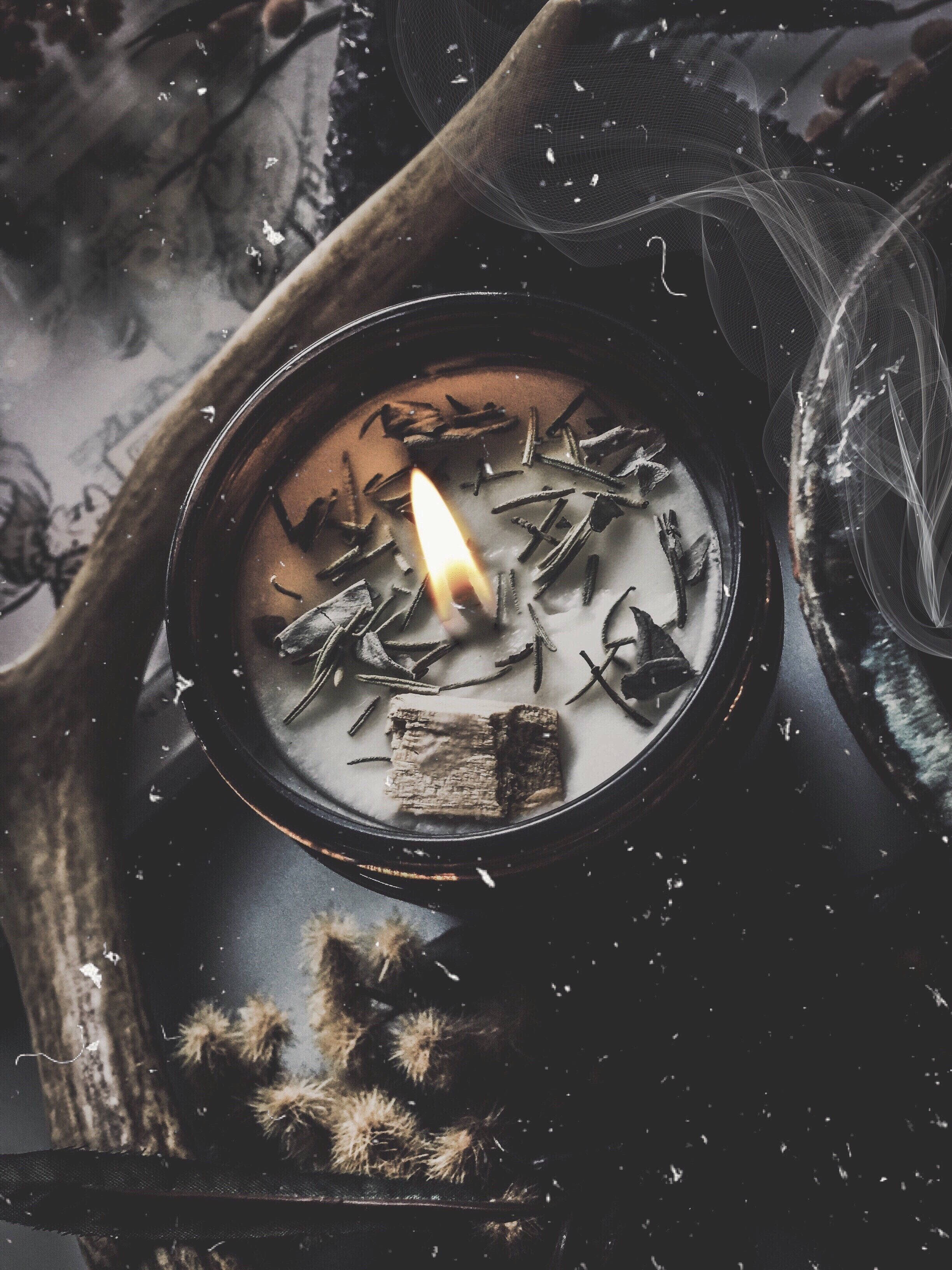 Makahiyang Kandilang Aesthetic Wallpaper