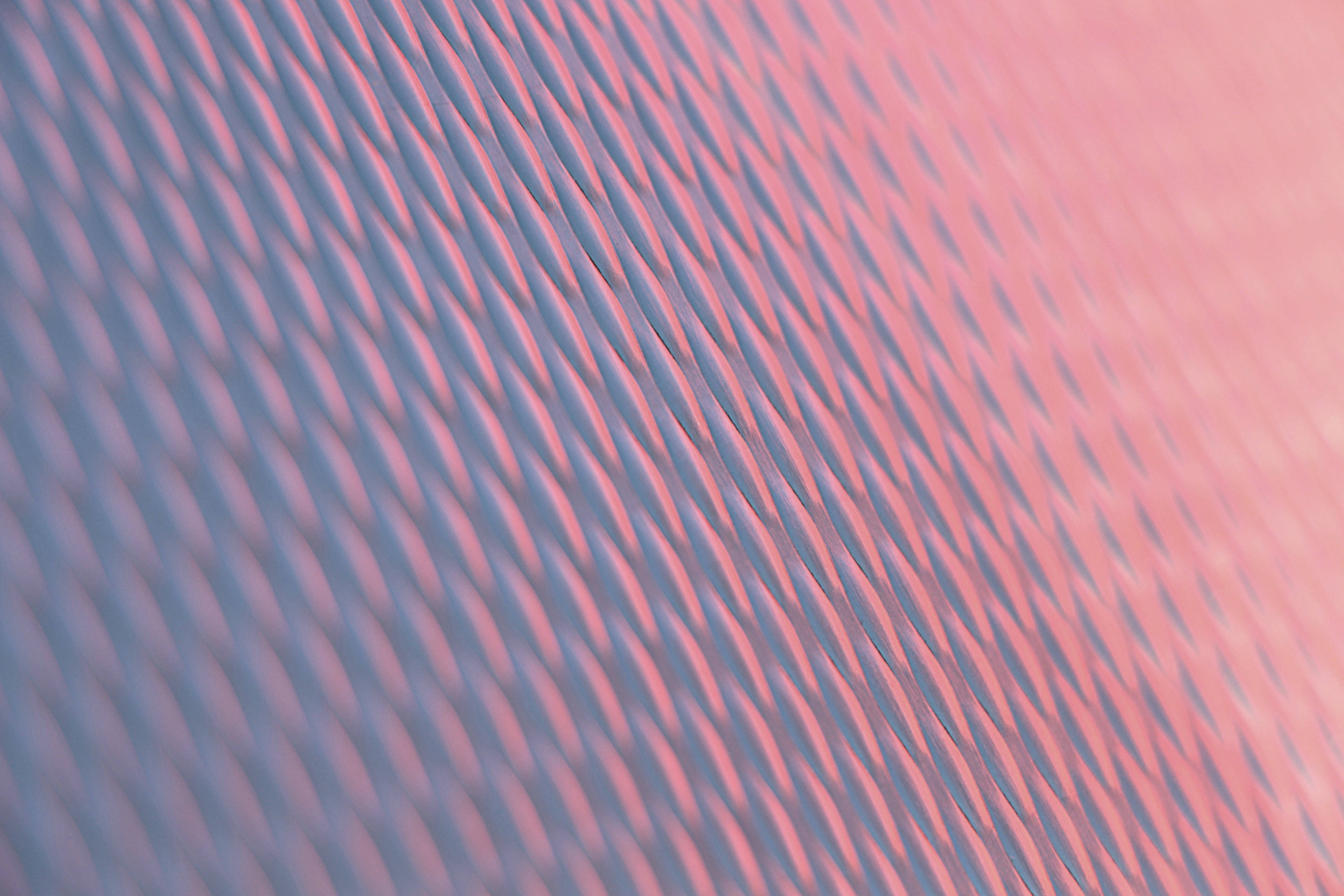 Makintab na Pink na Estetikong Pattern Wallpaper