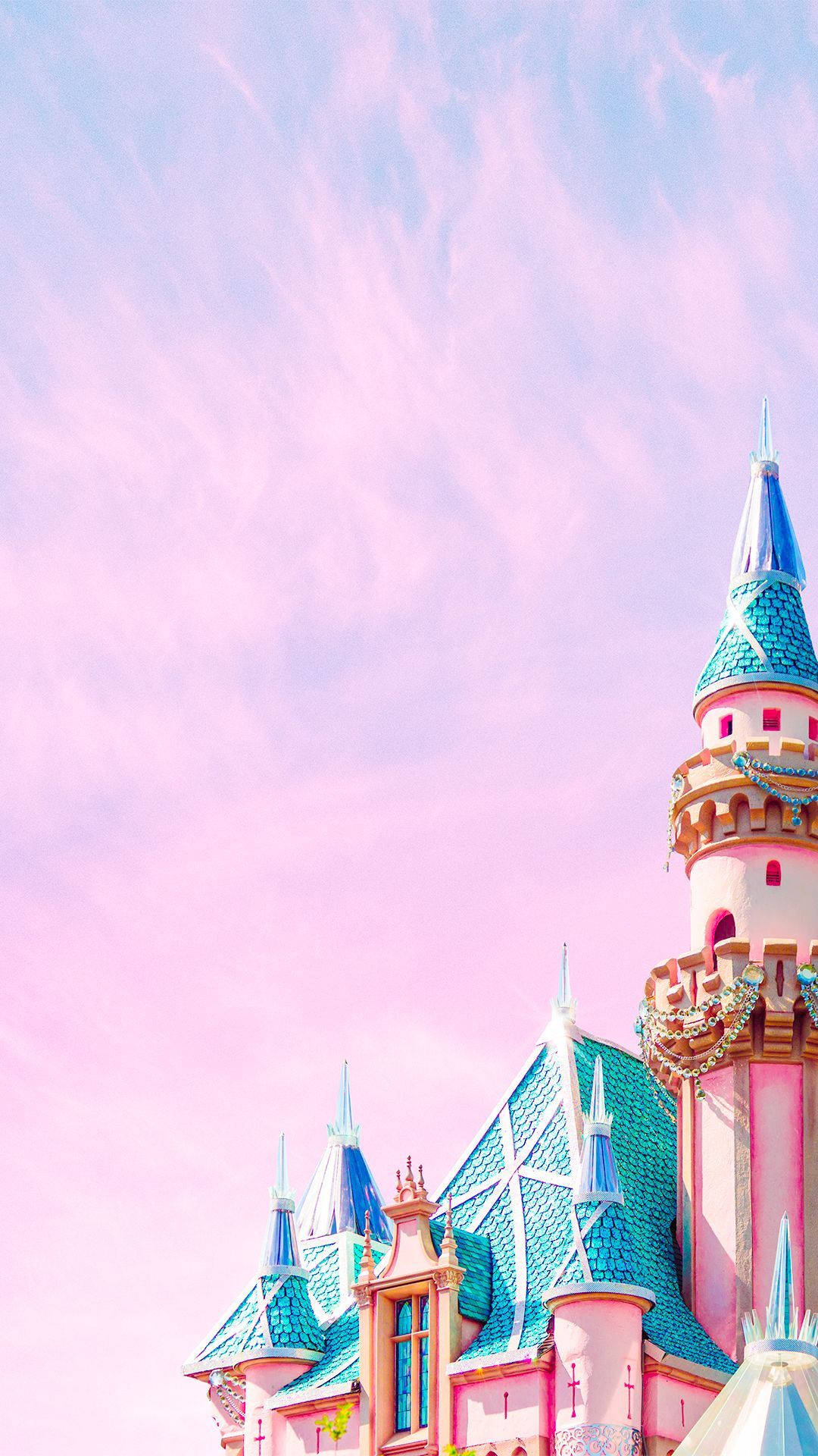 Makulay na Kastilyo sa Pastel na Kulay para sa iPhone Wallpaper