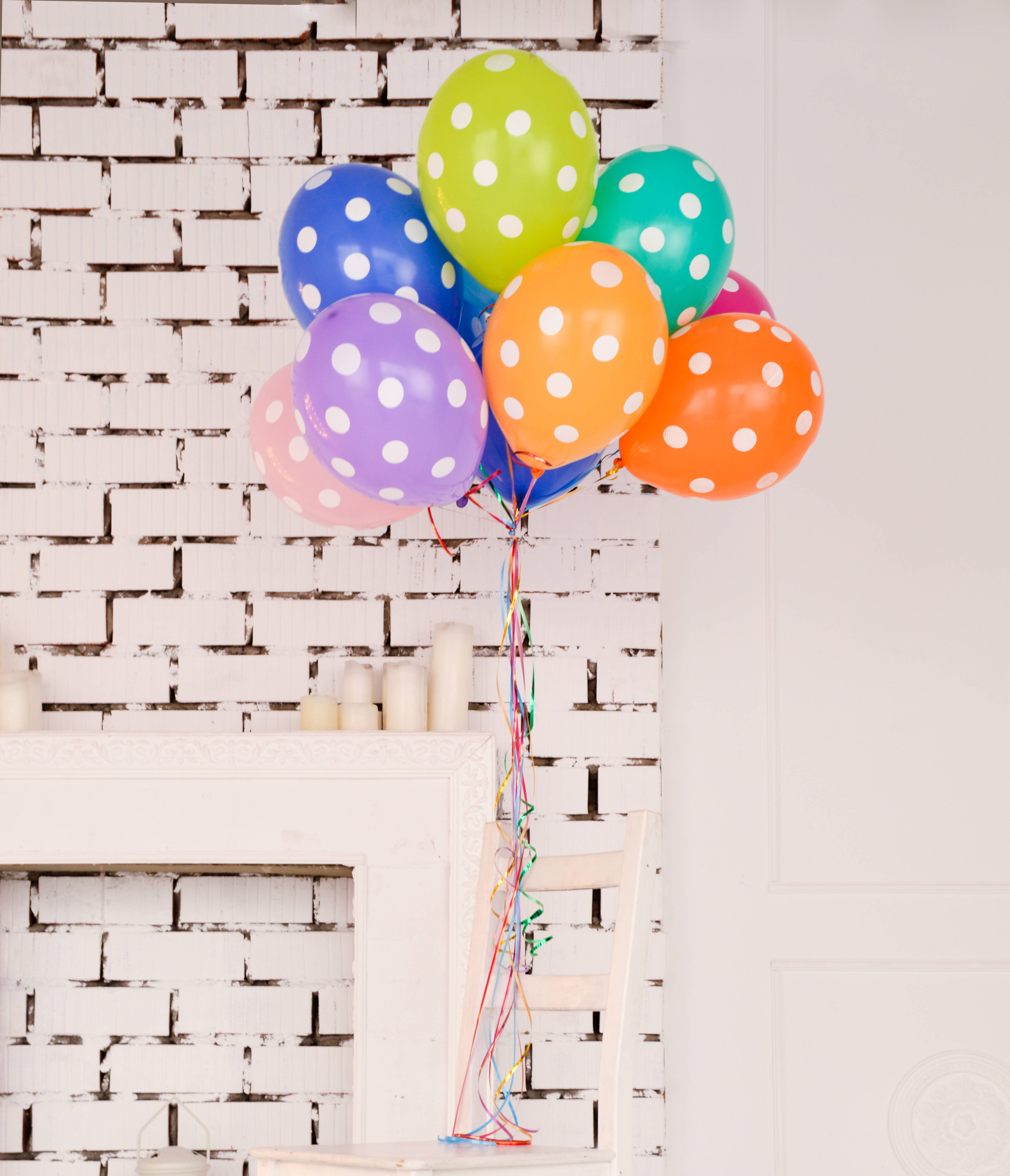 Maligayang Kaarawan na Dotted Balloon Designs Wallpaper