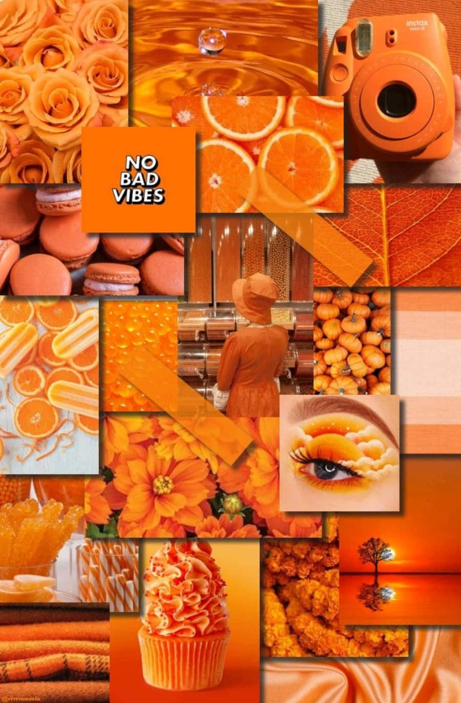 Maliwanag at Masiglang Orange Aesthetic Wallpaper