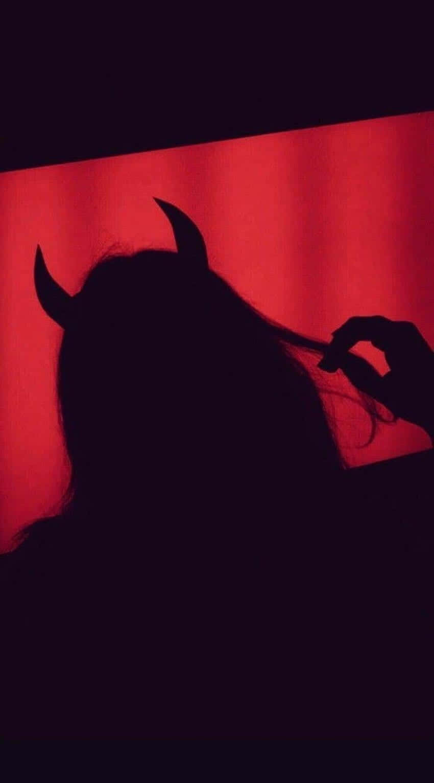 Maliwanag at Matapang na Pulang Aesthetic Wallpaper
