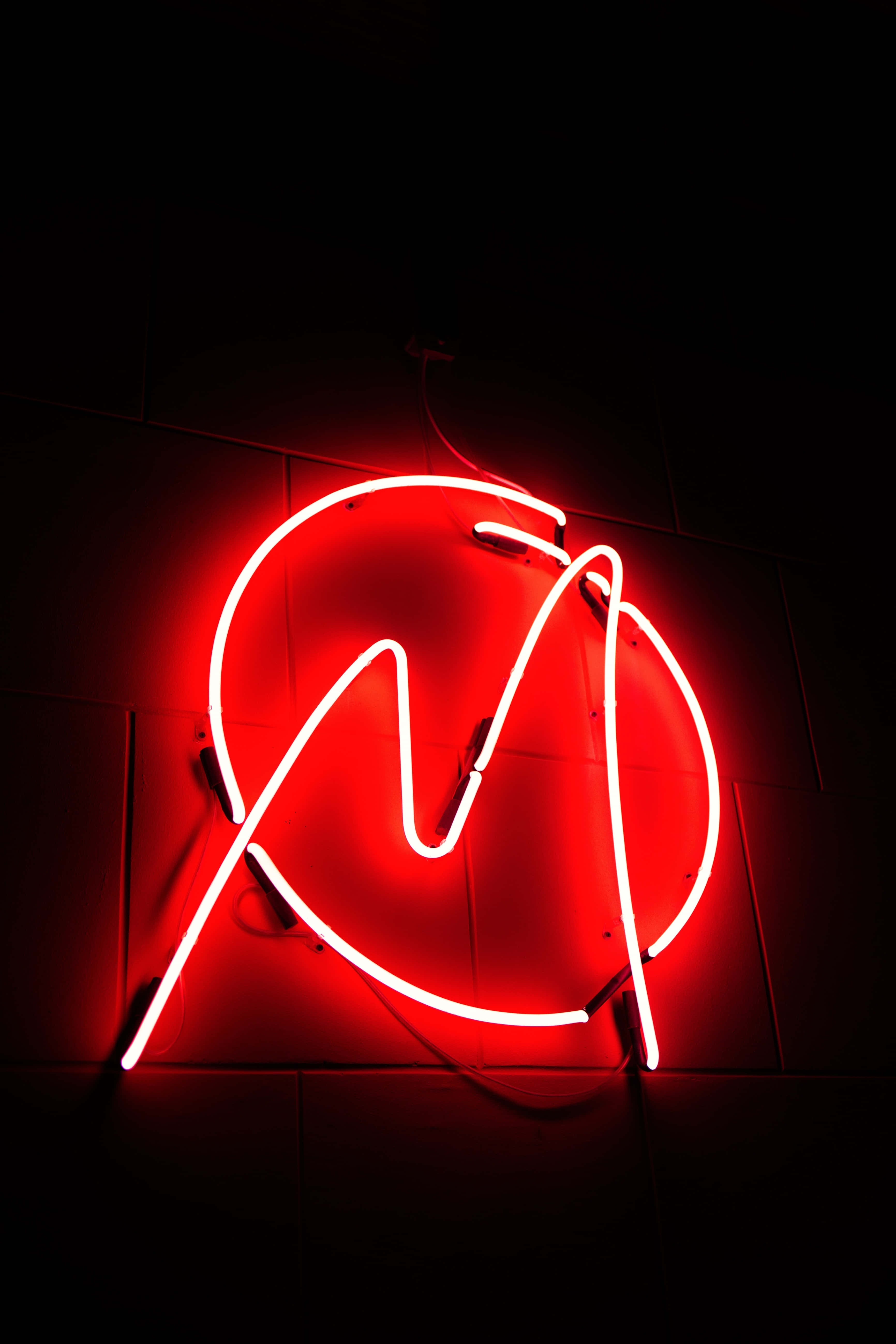 Maliwanag na Neon Red Gradient na Background Wallpaper