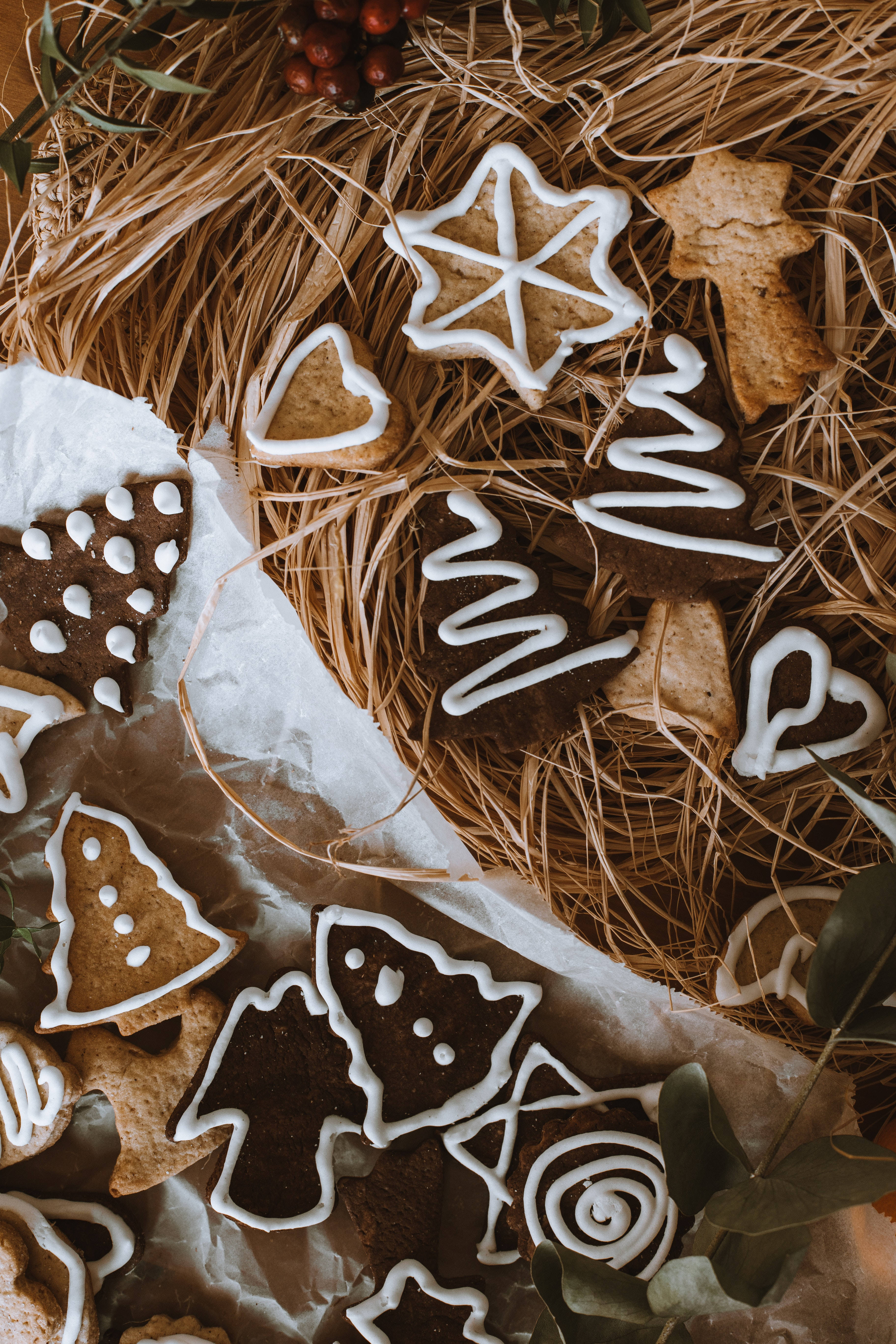 Masasarap na Christmas Cookies sa Manger Wallpaper