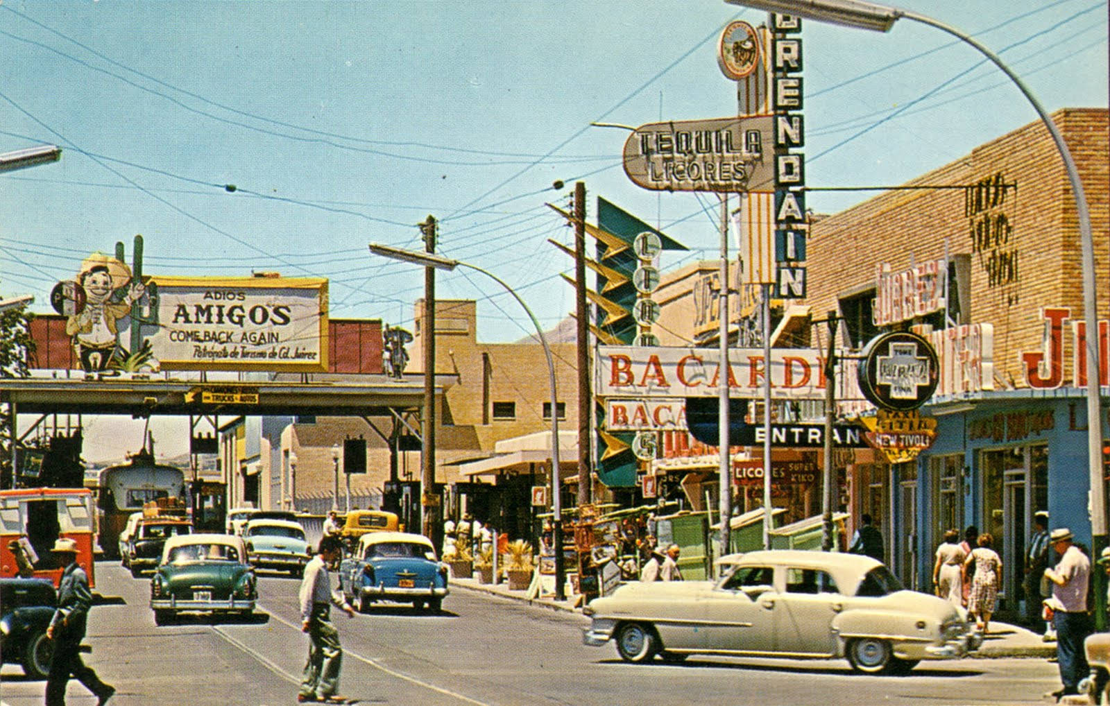 Masiglang Buhay sa Downtown El Paso Wallpaper