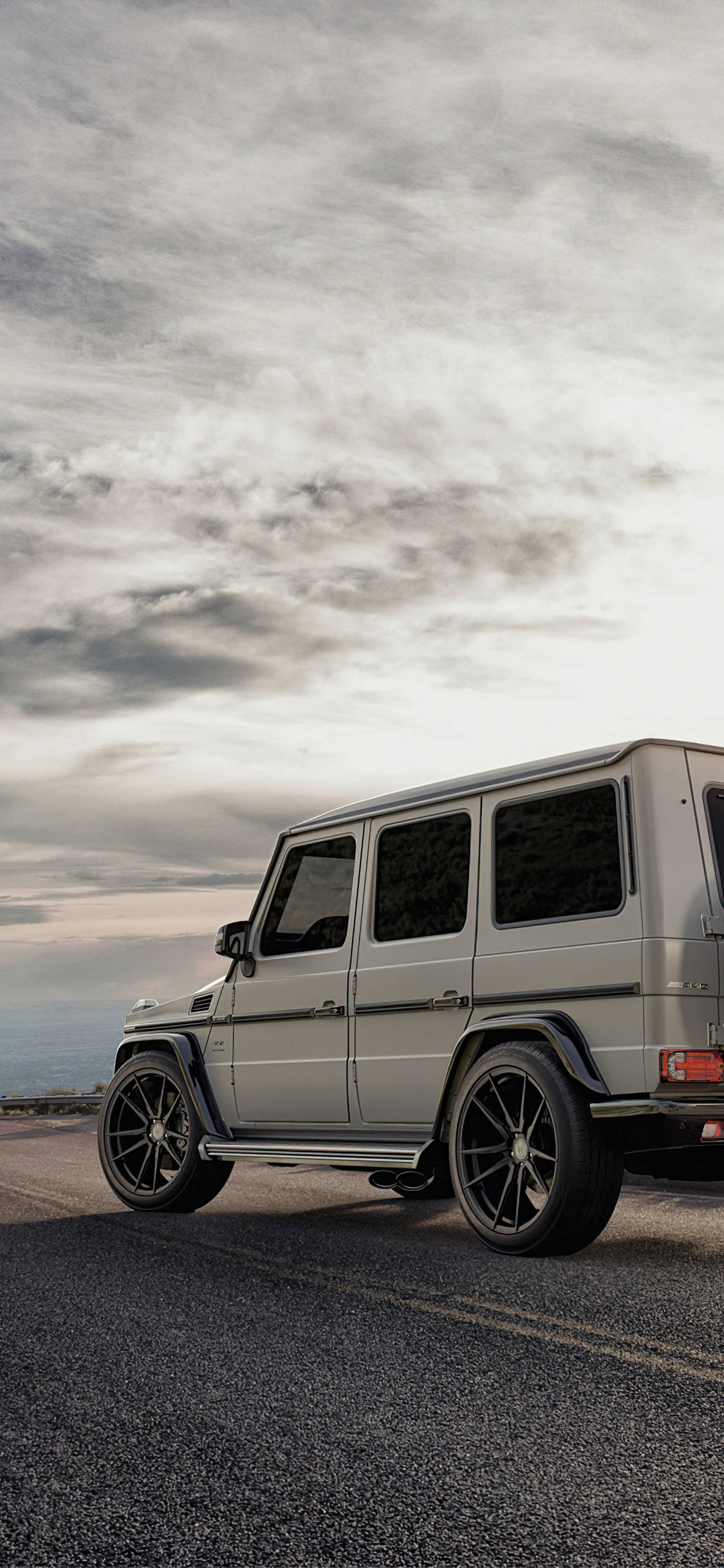 Mercedes Benz White Wagon iPhone Wallpaper