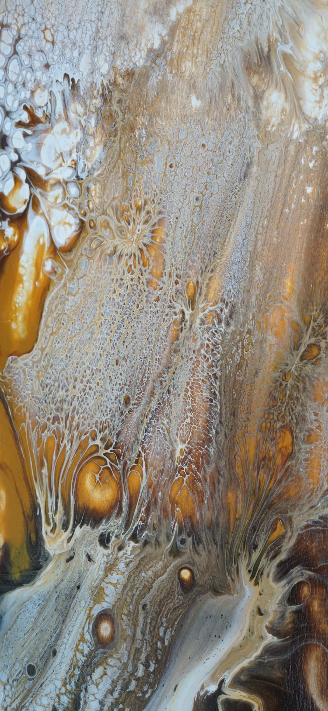Metallic Gold iPhone X Marble Background Wallpaper