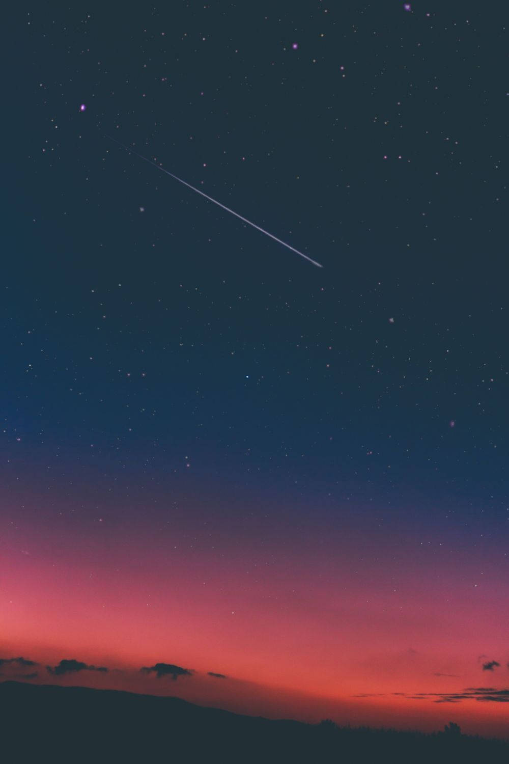 Mga langit sa gabi na puno ng mga pangarap at mga bituin na hindi pa natutuklasan Wallpaper