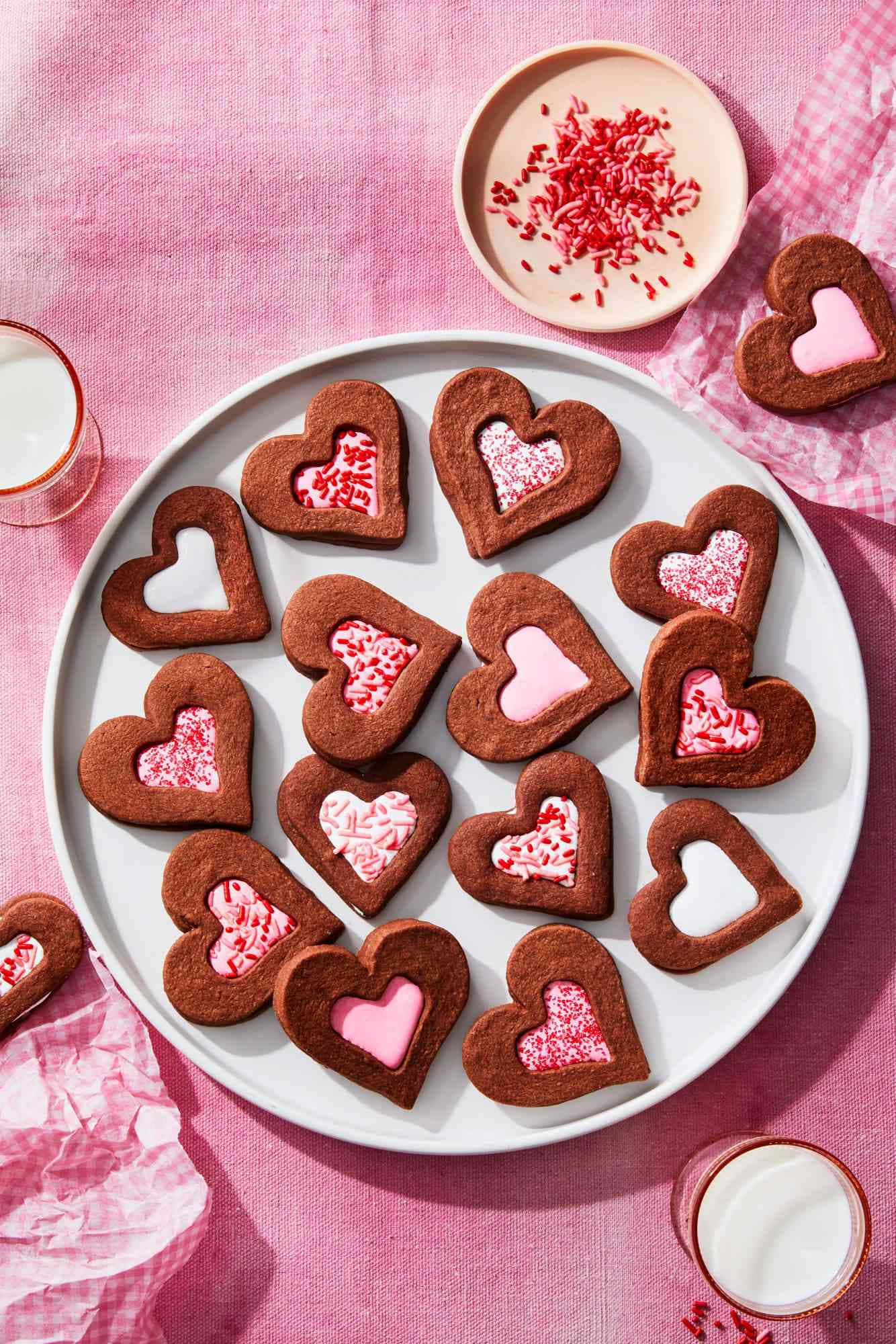 Mga Larawan ng Pink na Puso na Cookies para sa Araw ng mga Puso Wallpaper