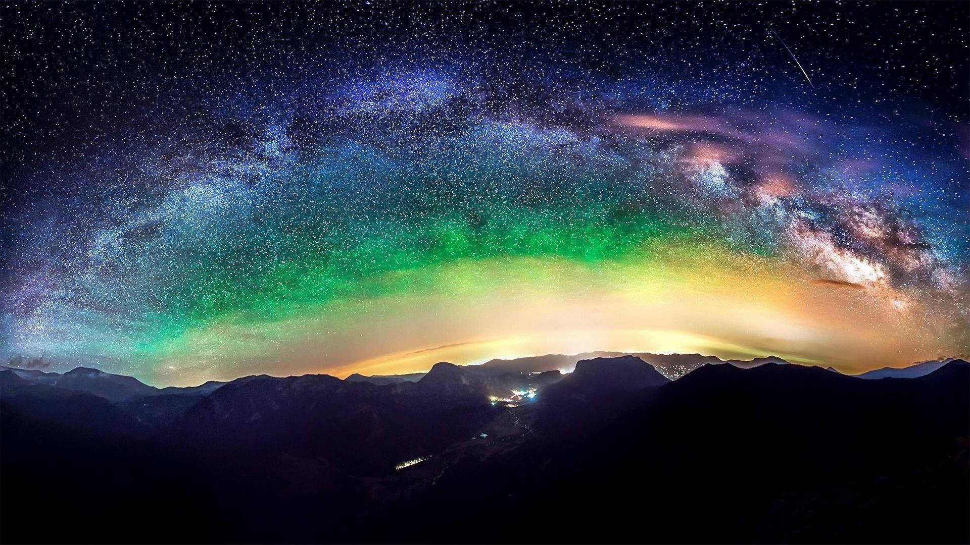 Milky Way sa Itaas ng mga Bundok Galaxy Live Wallpaper