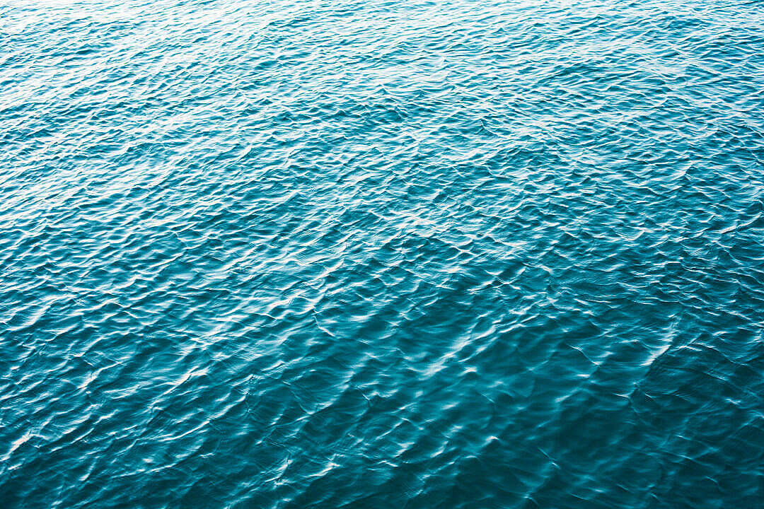 Minimalistang Aesthetic Desktop na Asul na Tahimik na Dagat Wallpaper