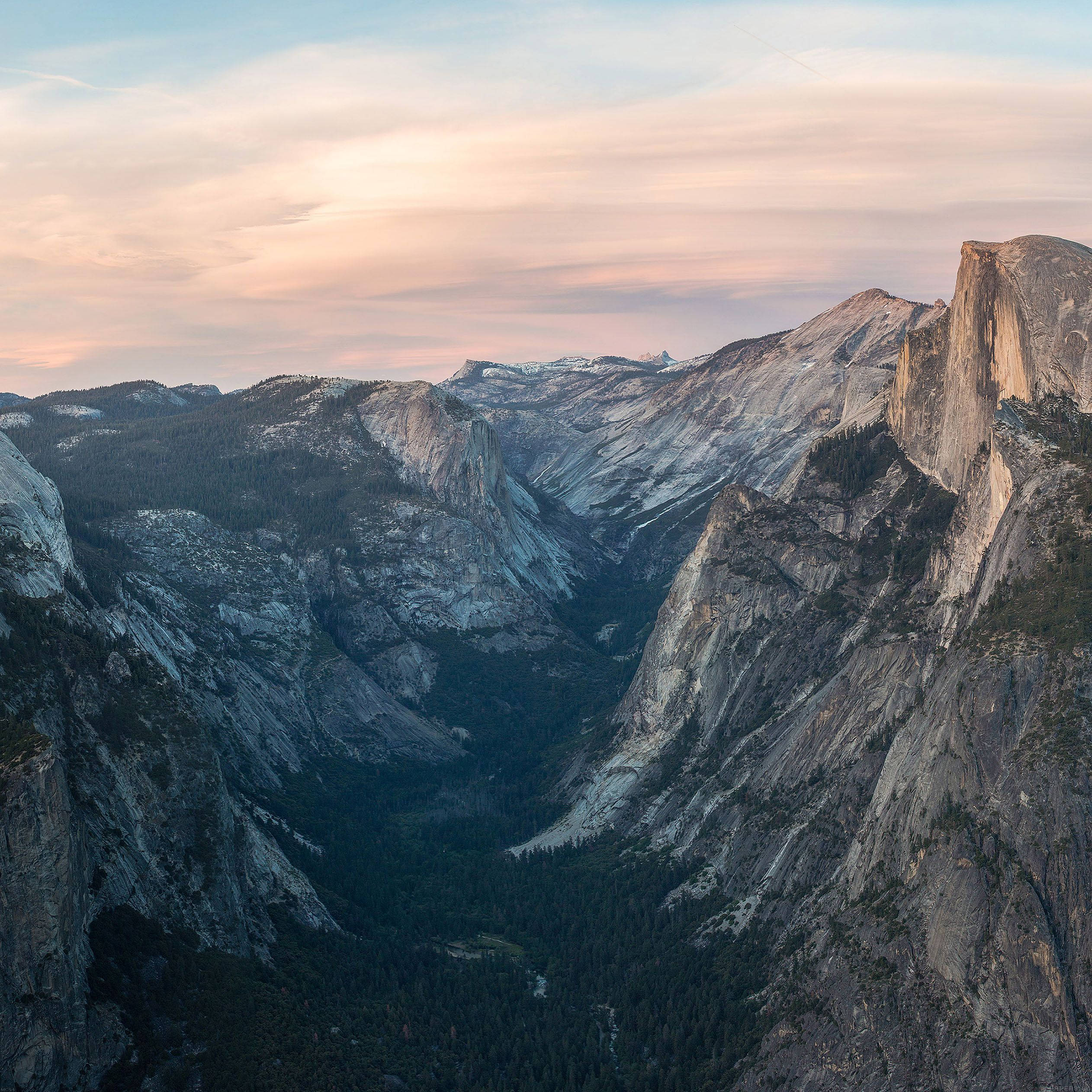 Mountain Valley iPad Display Wallpaper
