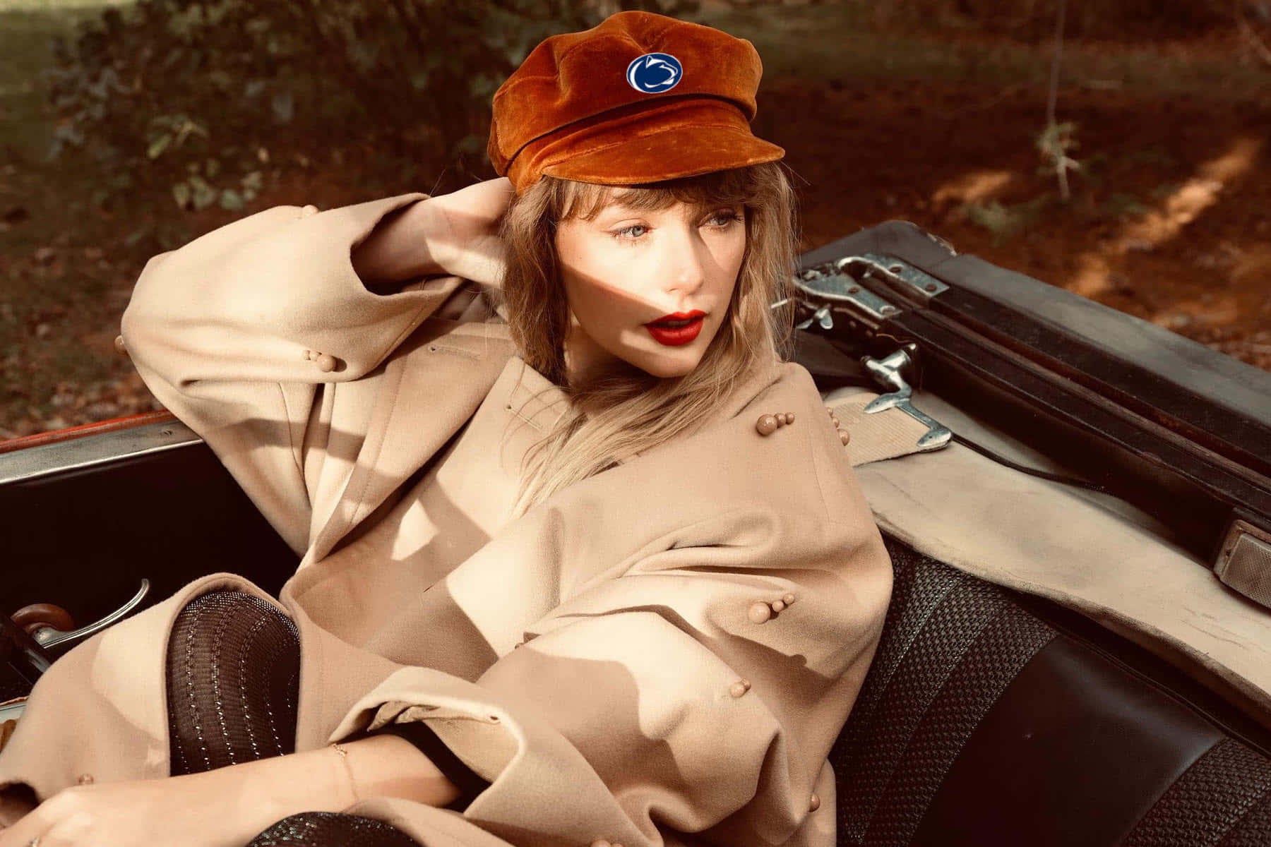 Nagdudulot ng Kaligayahan ang Musika ni Taylor Swift Wallpaper