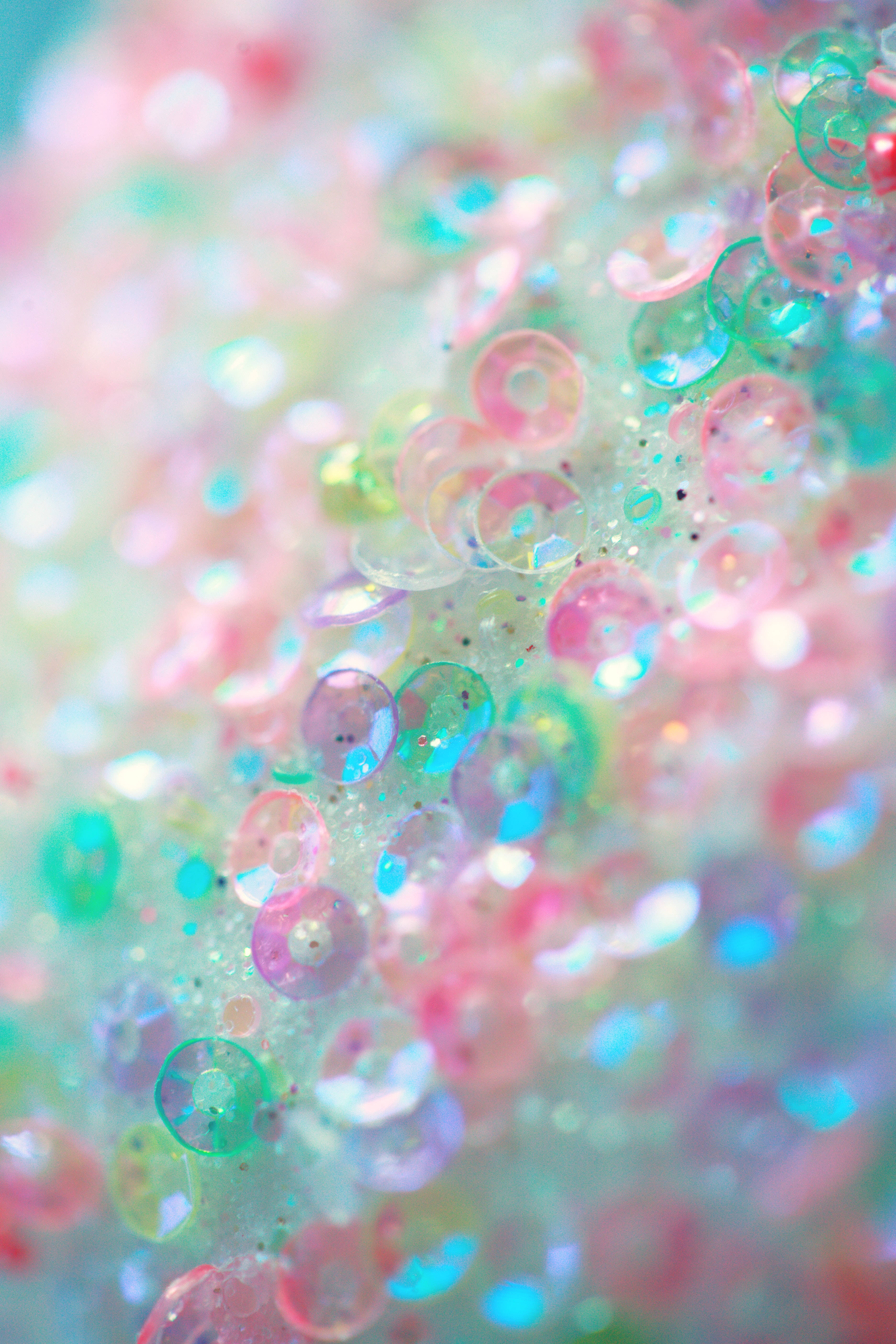 Nakakabighaning Aesthetic Patterns na may Sequins Wallpaper